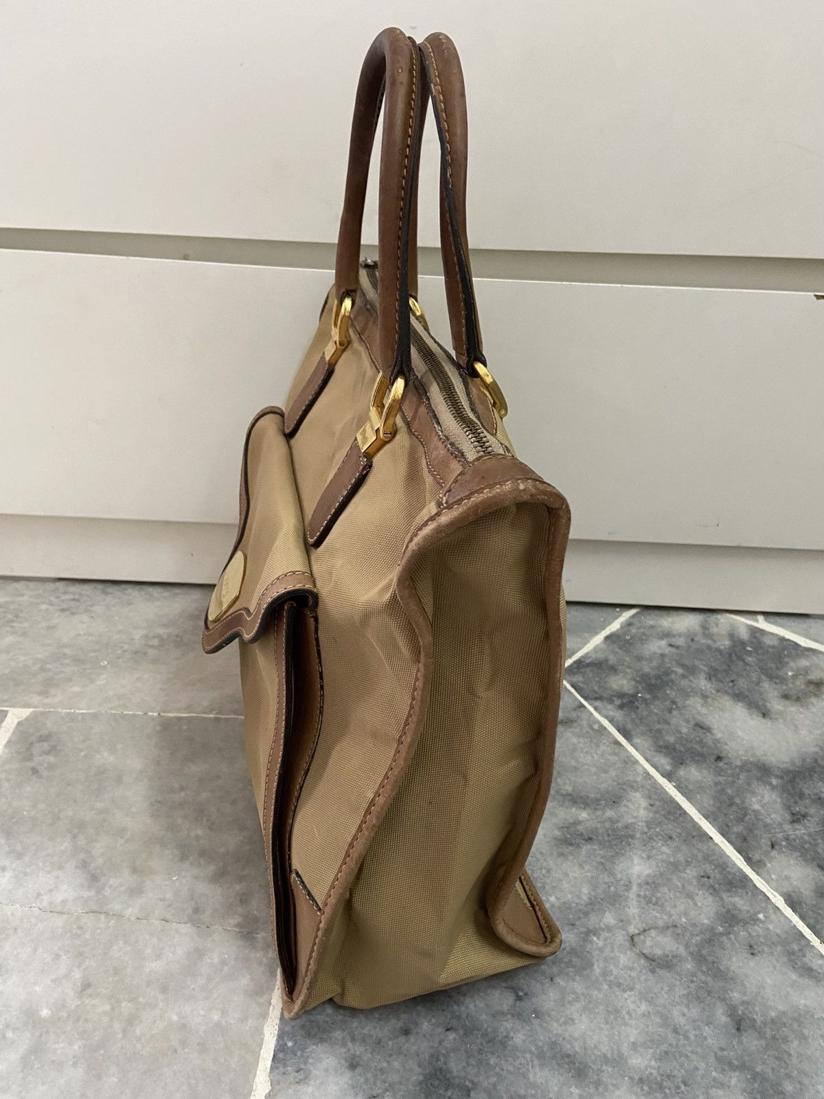 Gucci Vintage Gucci Monogram Canvas GG Leather Bag Size ONE SIZE - 4 Thumbnail