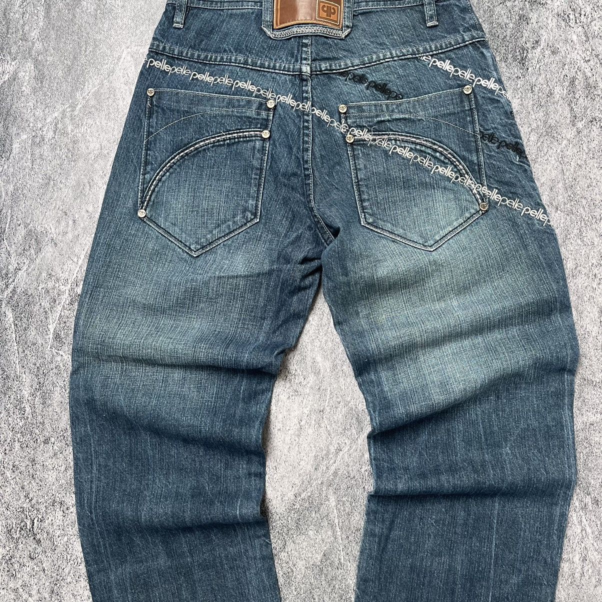 Japanese Brand × Pelle Pelle × Vintage Pelle Pelle Faded Denim Vintage USA Embroidered Logo Pants Size US 29 - 3 Thumbnail