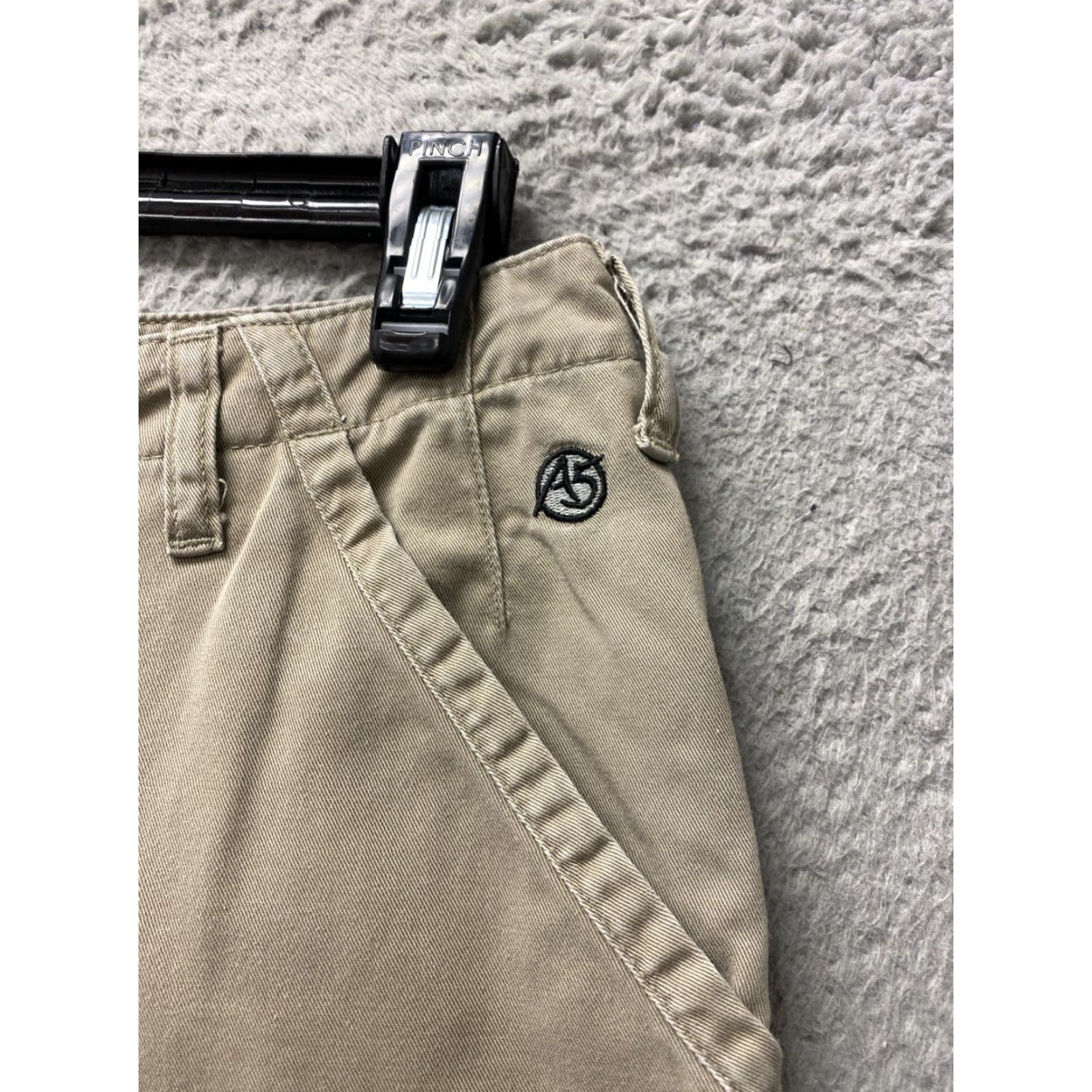 The North Face The North Face Women’s Pants Size 10 Khaki Chino Pockets Casual Travel Workwear Inseam 32 Lightweight Cotton Womens Pants Size 32" / US 10 / IT 46 - 3 Thumbnail