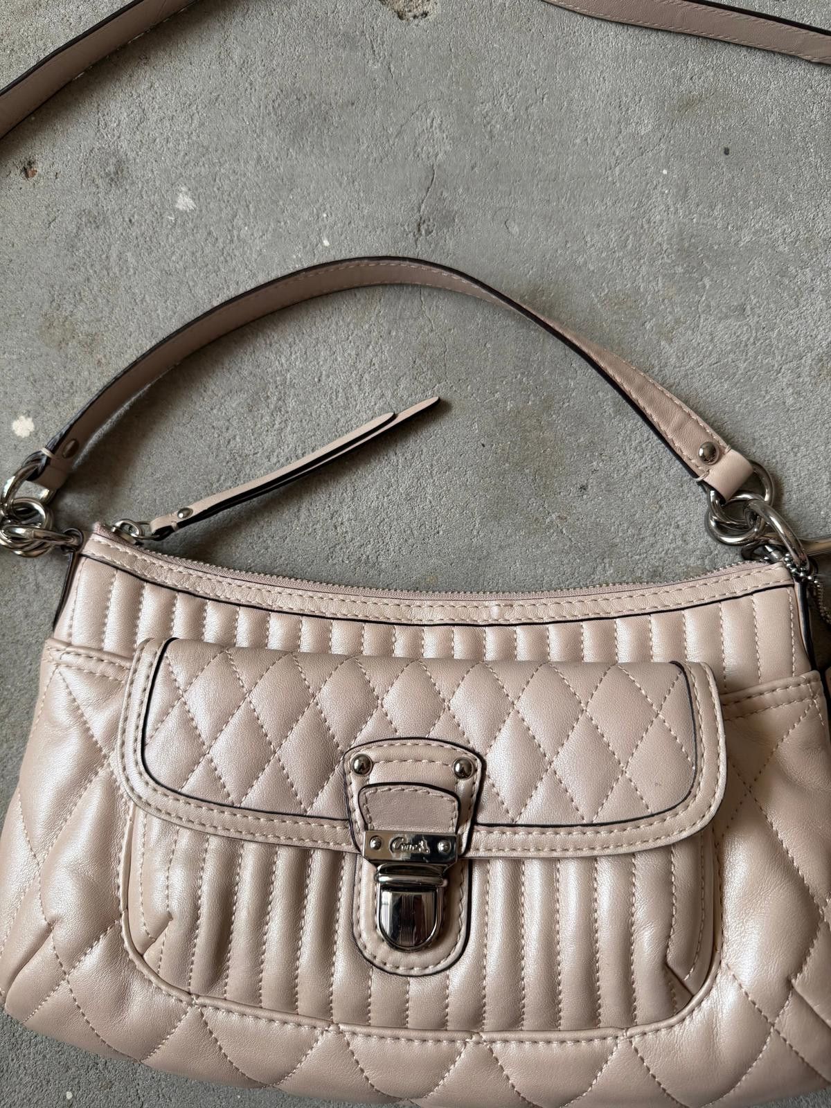 Coach Coach 2Way Leather Quilted Shoulder Bag Cream Size ONE SIZE - 4 Thumbnail