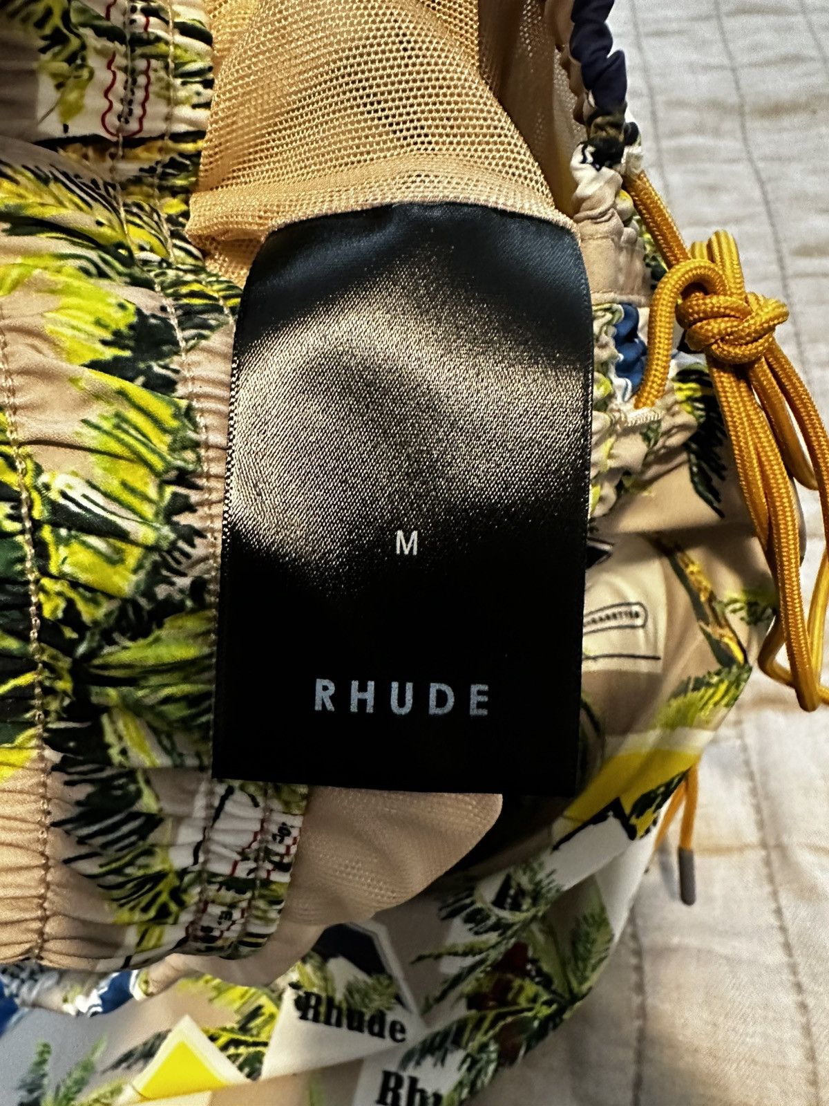 rhude cigarette bag Rhude Cigarette Swim Trunks size M retails $400+