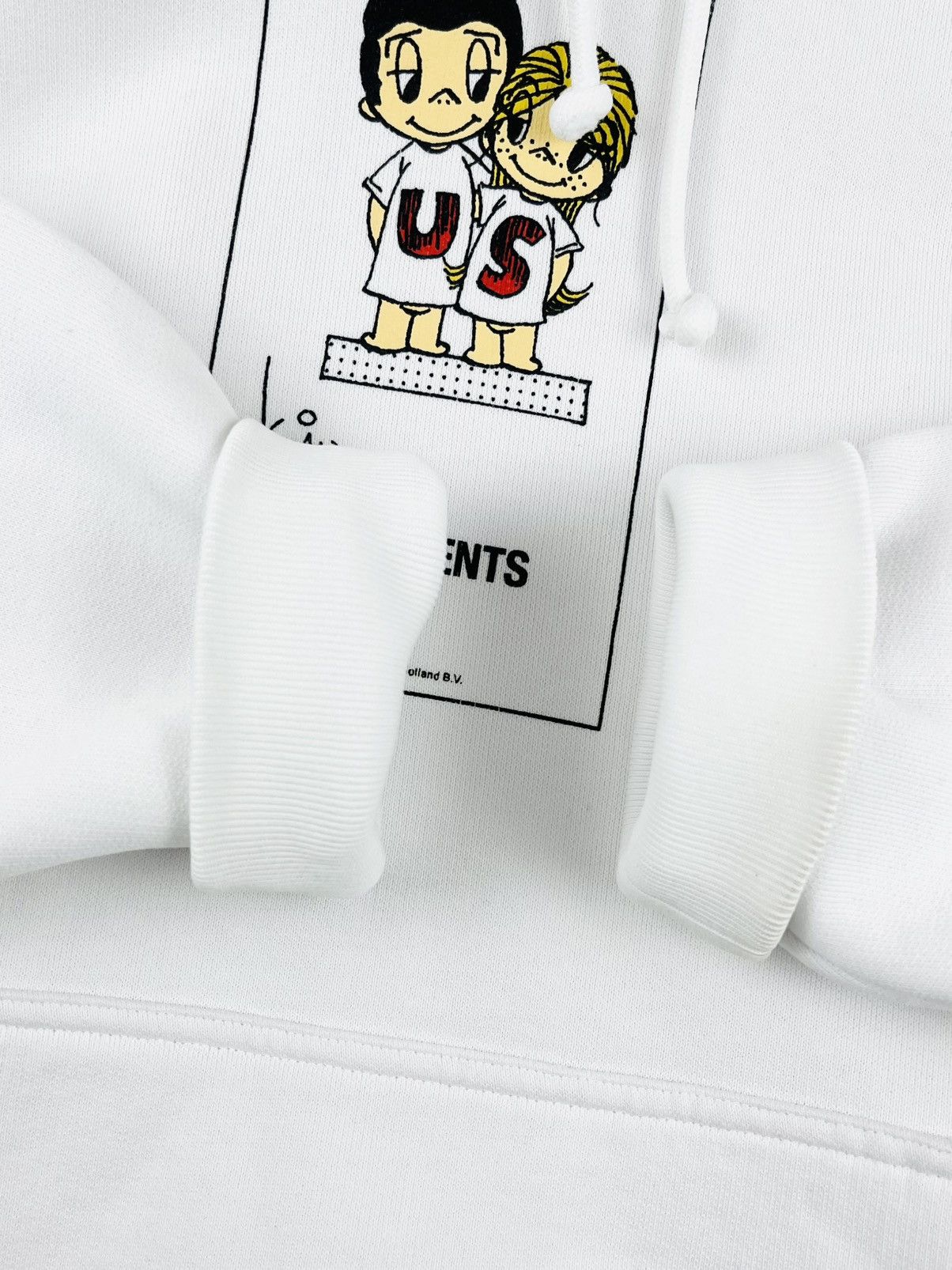 Vetements AW20 Vetements Love Is Us Minikim Holland Hoodie White Size US S / EU 44-46 / 1 - 4 Thumbnail