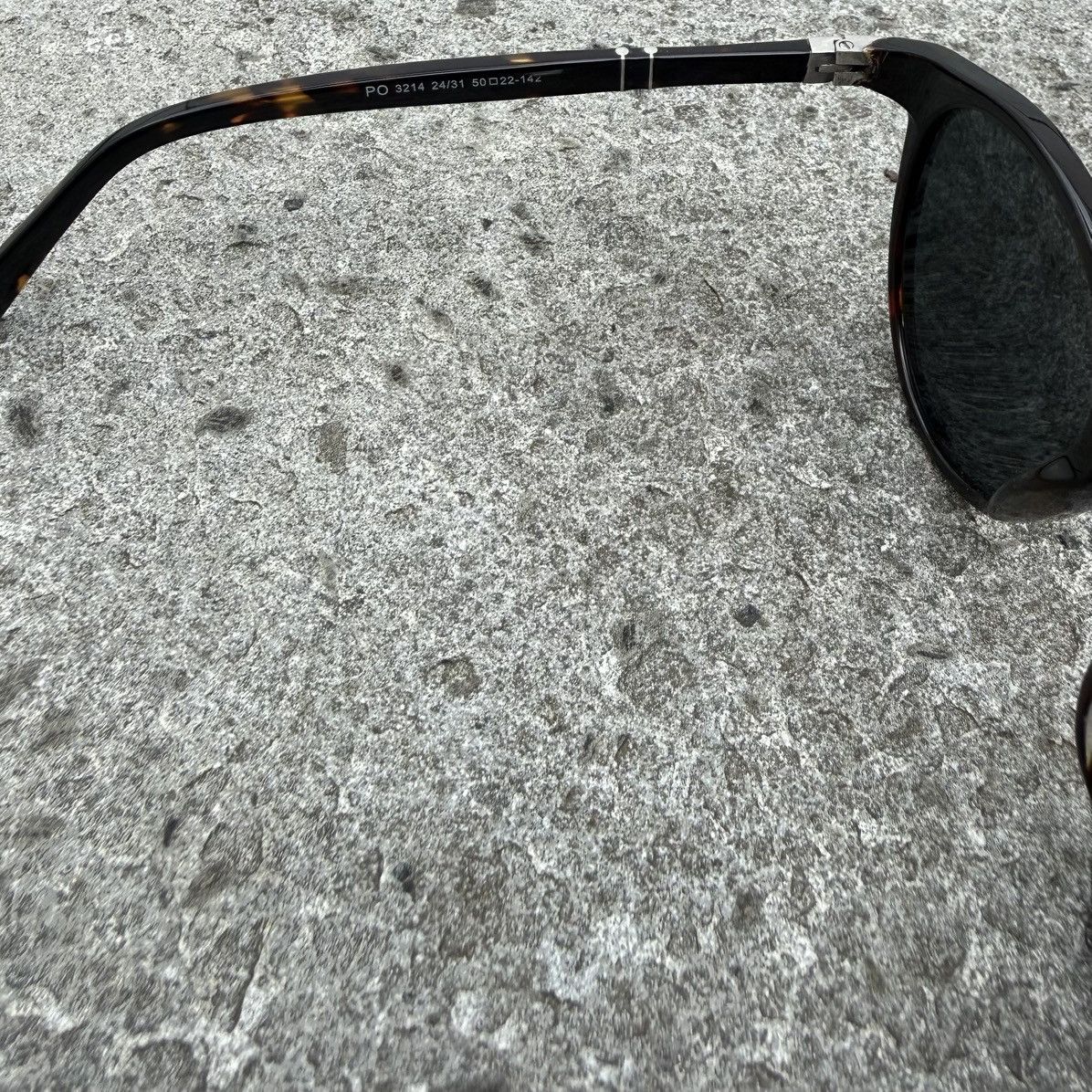 Persol Vintage Persol Tortoise Sunglasses Size ONE SIZE - 5 Thumbnail