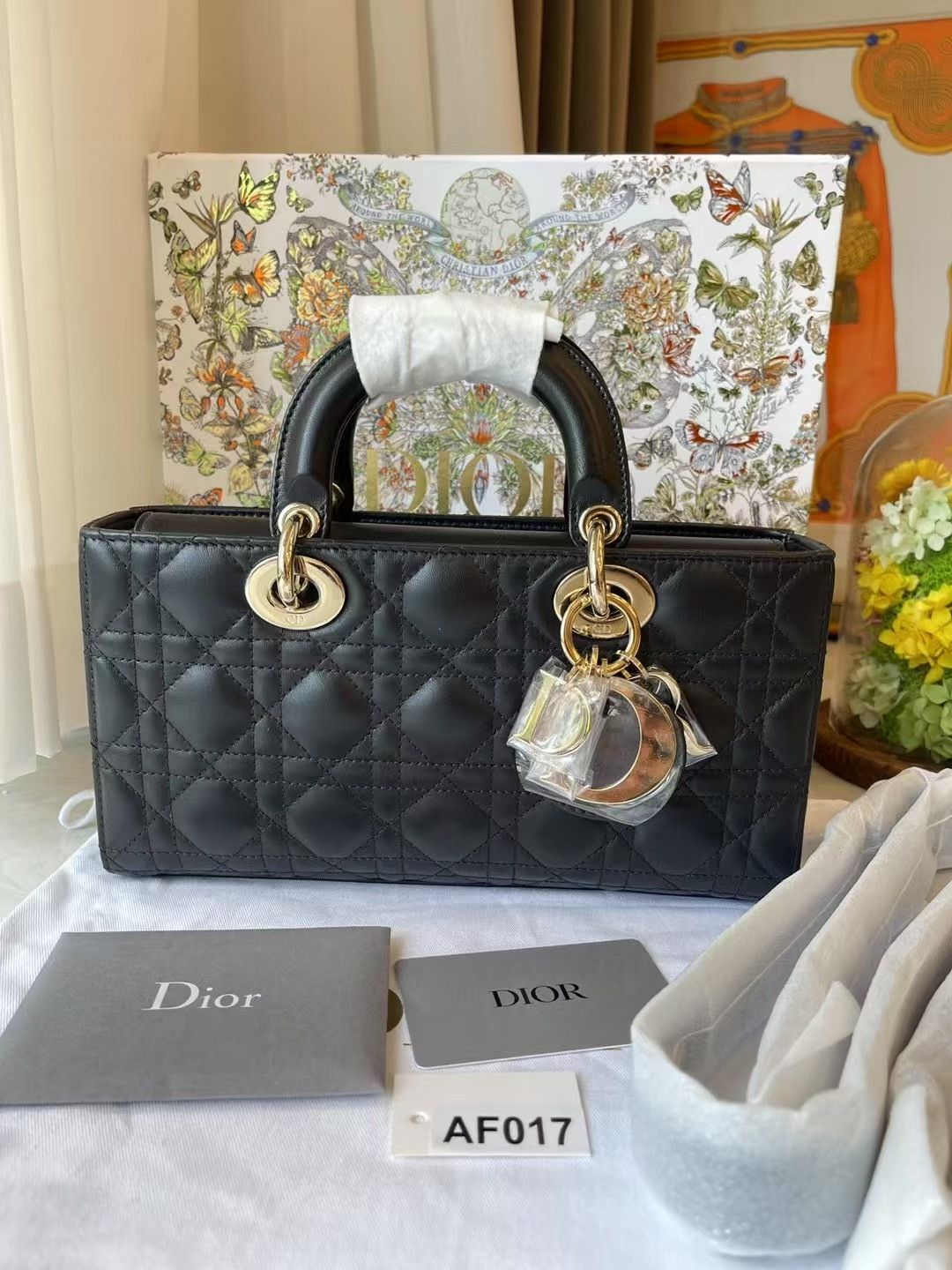 Dior Pre-loved Bag Brand new condition Size ONE SIZE - 1 Thumbnail
