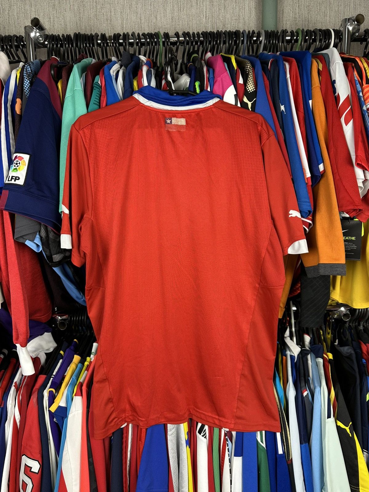 Puma CHILE 2014 2015 HOME FOOTBALL SHIRT SOCCER JERSEY PUMA sz XL Size US XL / EU 56 / 4 - 2 Thumbnail