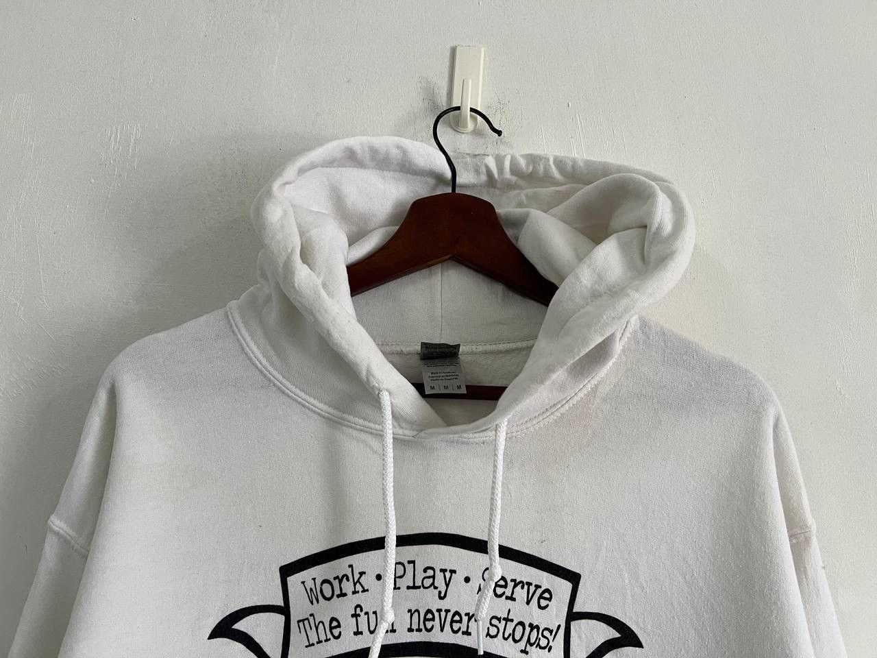 Japanese Brand Gildan White Graphic Hoodie Size US M / EU 48-50 / 2 - 3 Thumbnail