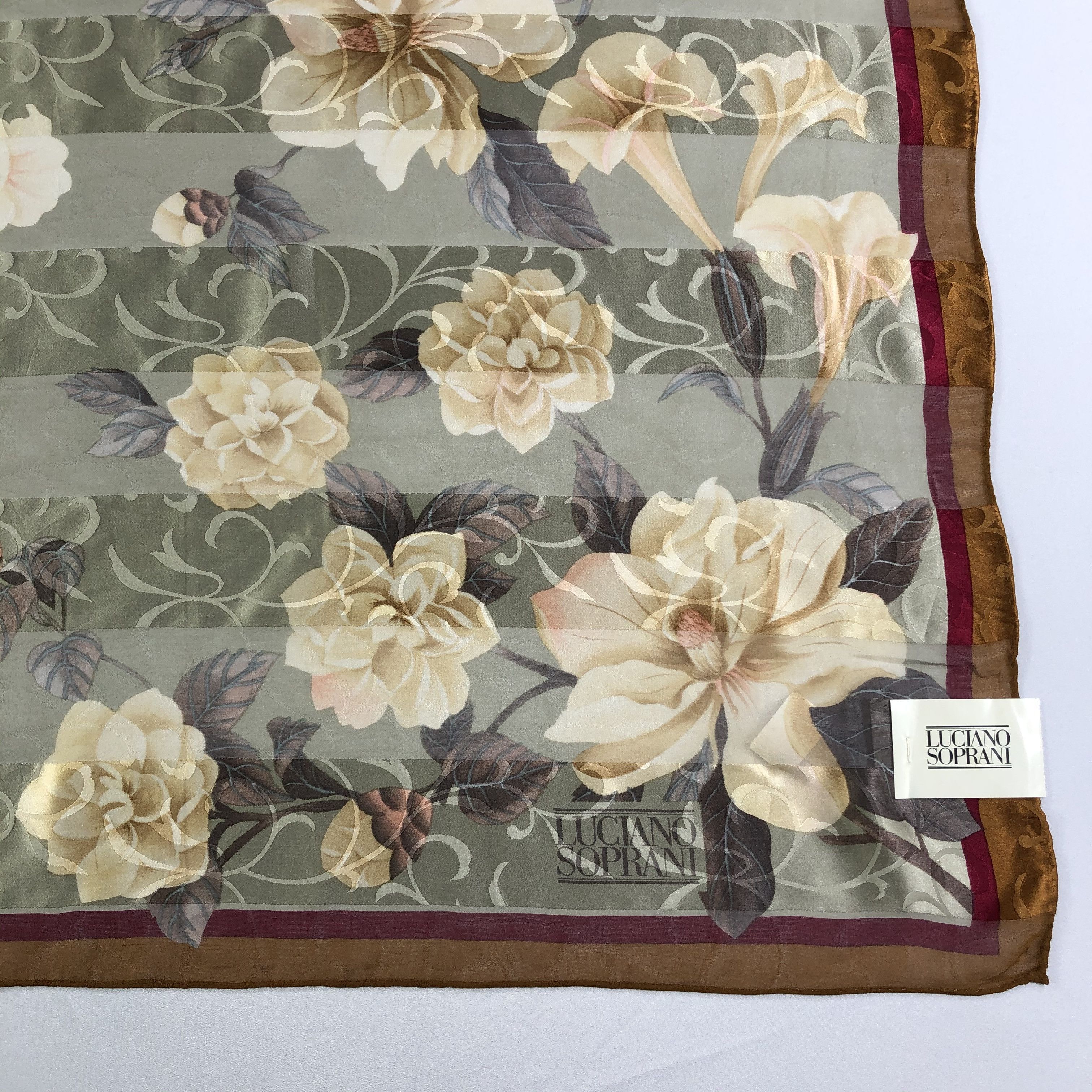 Vintage Vintage Luciano Soprani Silk Scarf Size ONE SIZE - 3 Thumbnail