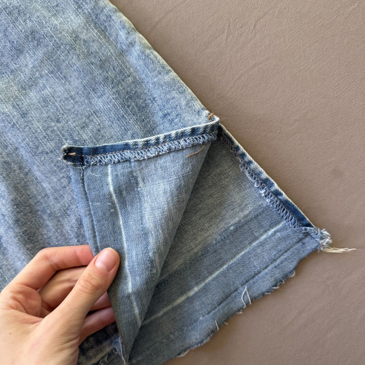 Other Dollhouse Distressed Flare Jeans Size 30" / US 8 / IT 44 - 8 Thumbnail