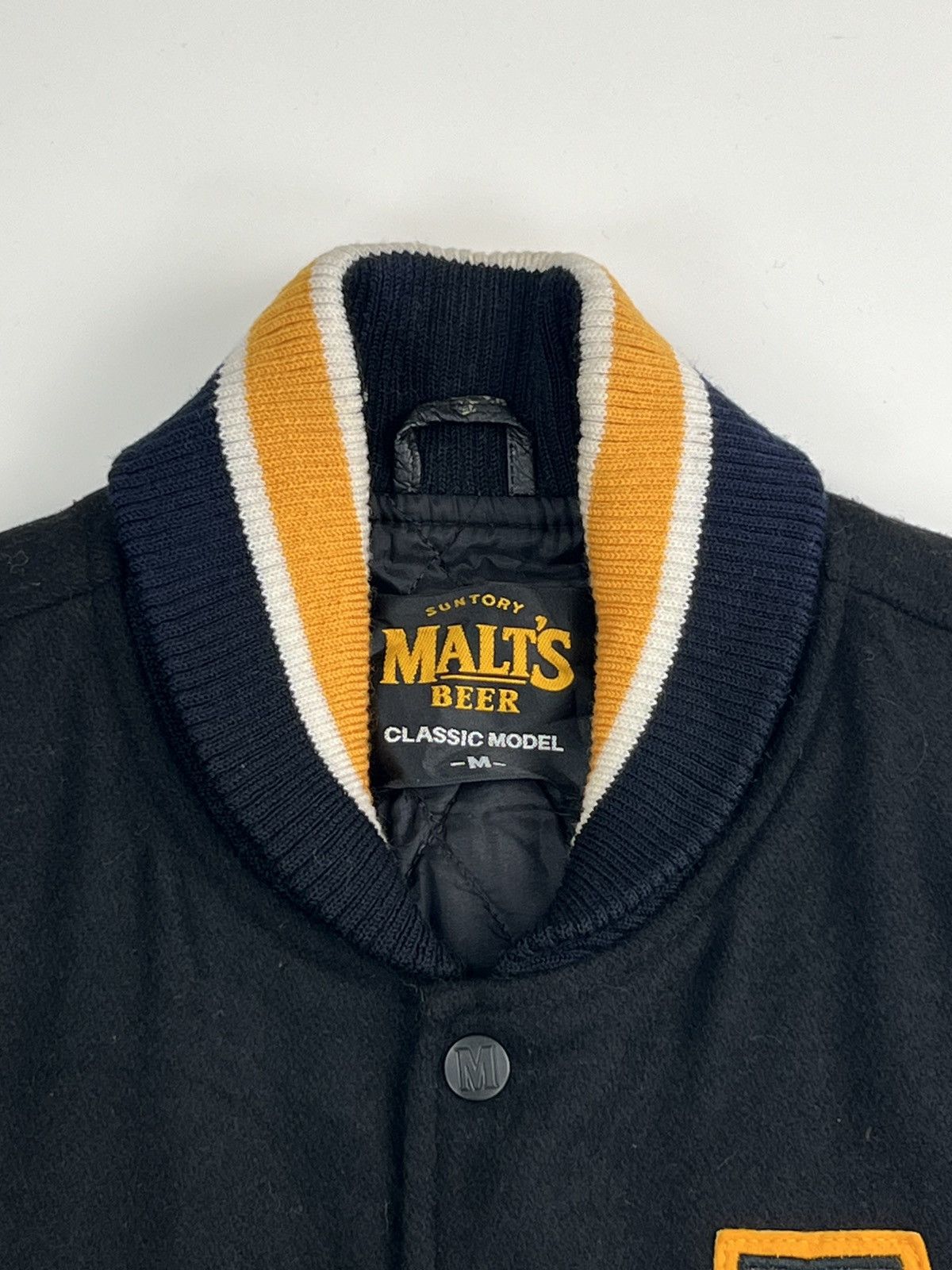 Japanese Brand VINTAGE SUNTORY MALTS BEER VARSITY JACKET Size US M / EU 48-50 / 2 - 6 Thumbnail