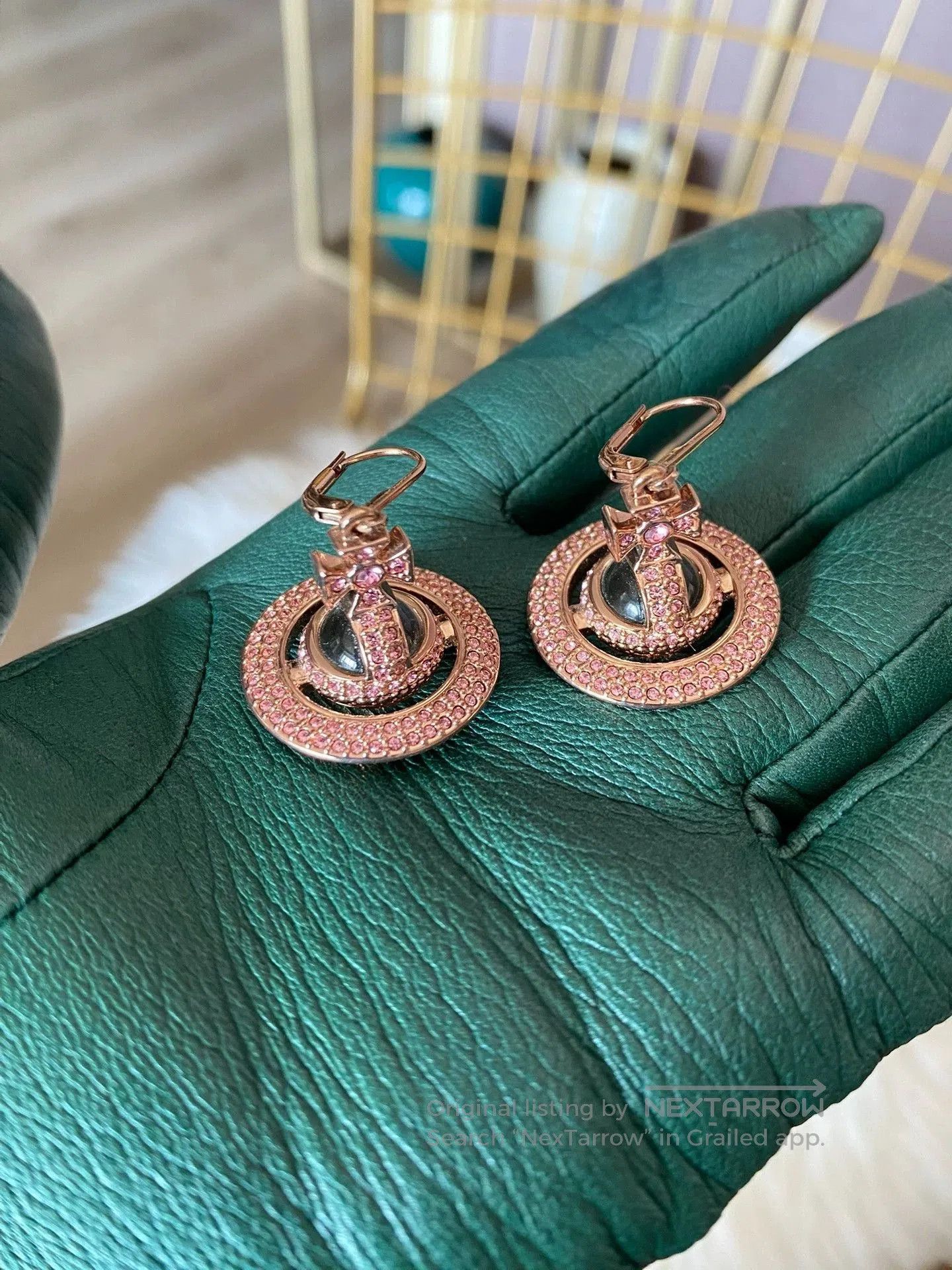 Vivienne Westwood Vivienne Westwood Pink Sorada Orb Earrings. Size ONE SIZE - 1 Thumbnail