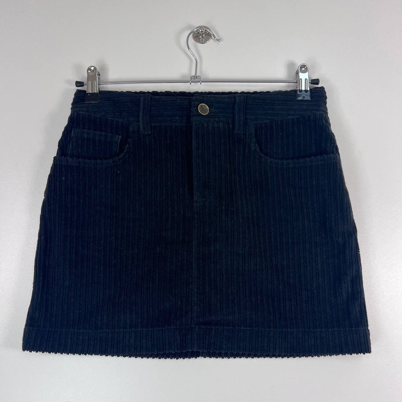 Dolce & Gabbana Dolce & Gabbana Corduroy Mini Skirt Womens Size S (36) Size S / US 4 / IT 40 - 1 Thumbnail