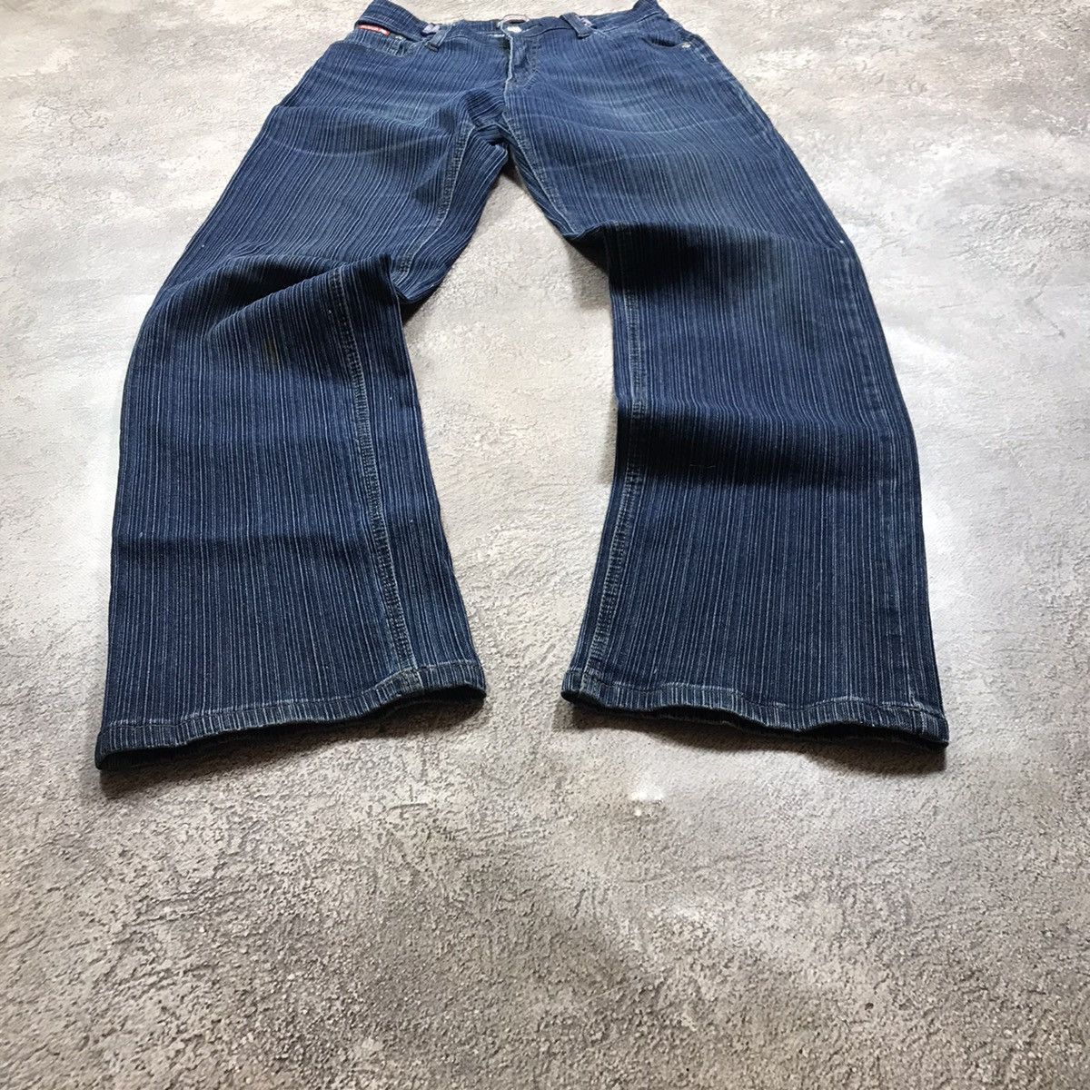 Vintage Vintage Y2K Baggy Flared Distressed Jeans Grunge Graphic 27 Size 27" / US 4 / IT 40 - 1 Thumbnail
