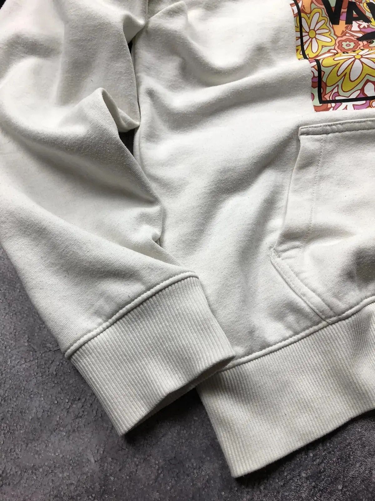 Vans VANS Hype Skateboarding Streetwear Hoodie Big Flowers Logo Size US M / EU 48-50 / 2 - 7 Thumbnail