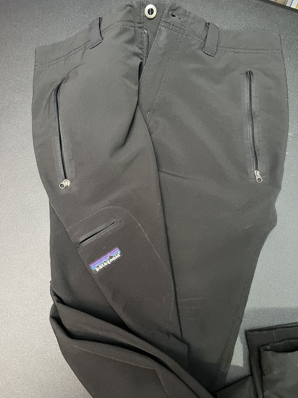 Patagonia Black Patagonia Mens Pants Size M Inlined & Water retardent Size US 33 - 4 Thumbnail