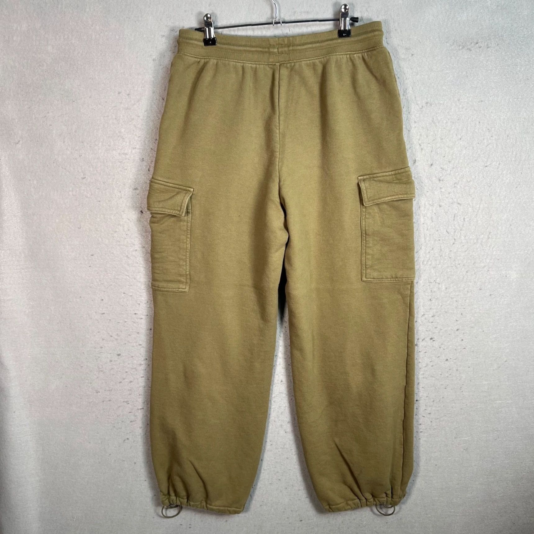 Uniqlo Uniqlo Womens Large Olive Green Cargo Sweatpants Drawstring Pants L Green Athleisure Sweatpants Womens Size 36" / US 14 / IT 50 - 2 Thumbnail