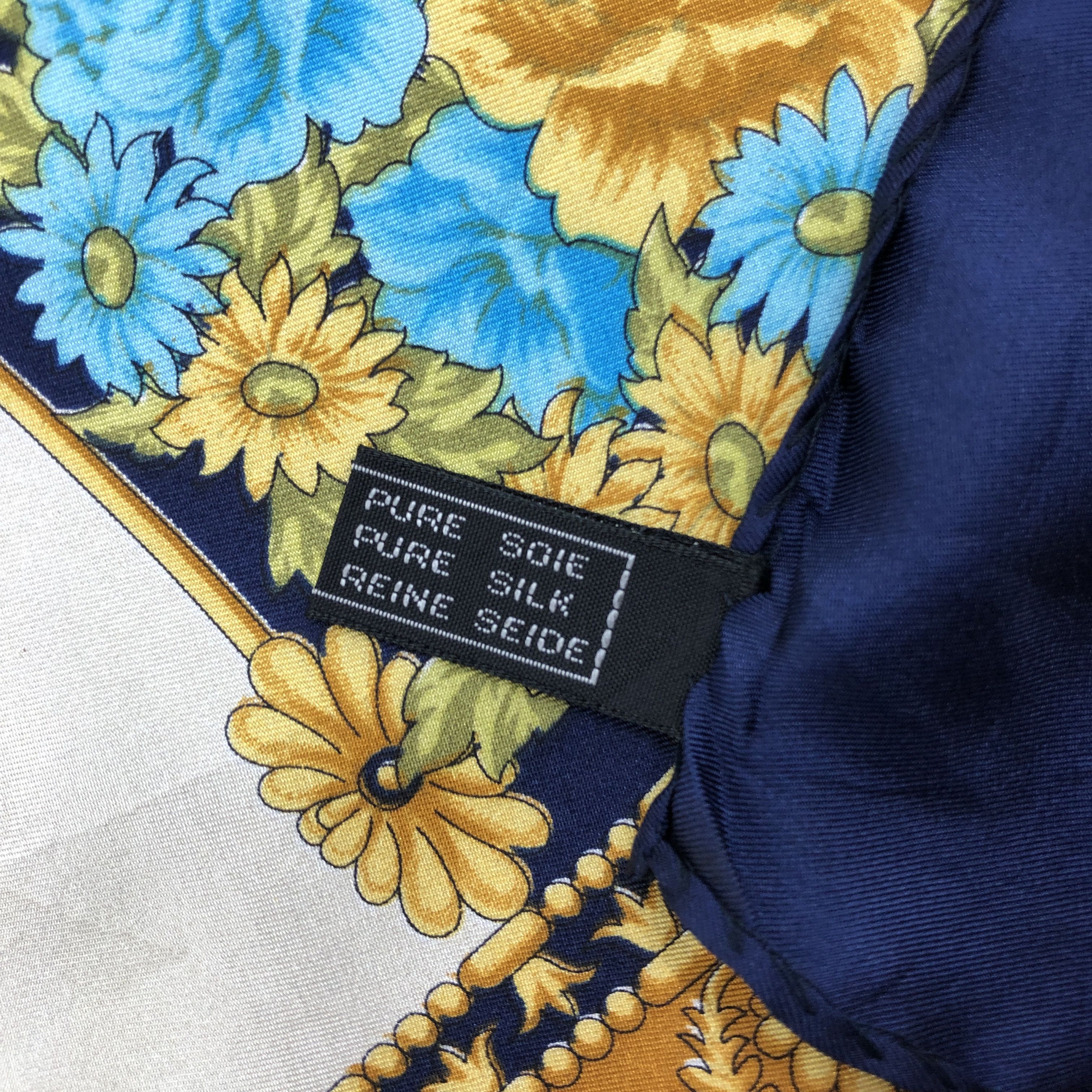 Japanese Brand Vintage SILK Scarf Twill Stole Wraps Scarves - GF60011 Size ONE SIZE - 8 Thumbnail