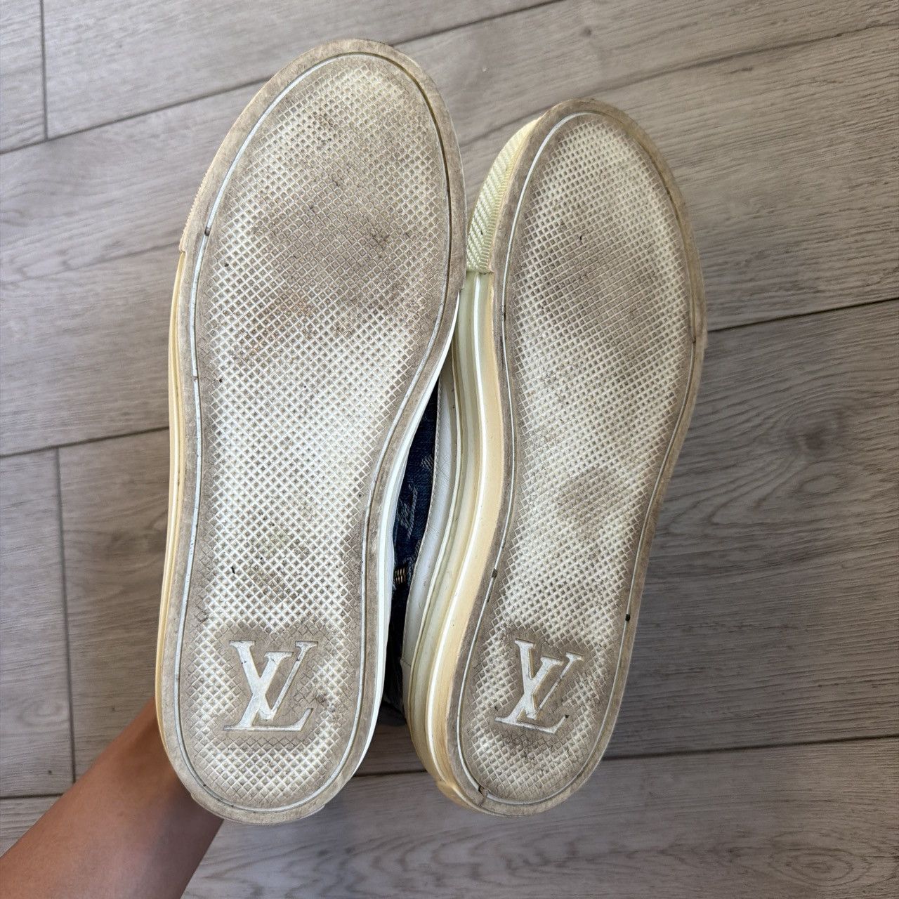 Louis Vuitton Louis Vuitton Converse High Top Sneakers Size US 7.5 / IT 37.5 - 6 Thumbnail