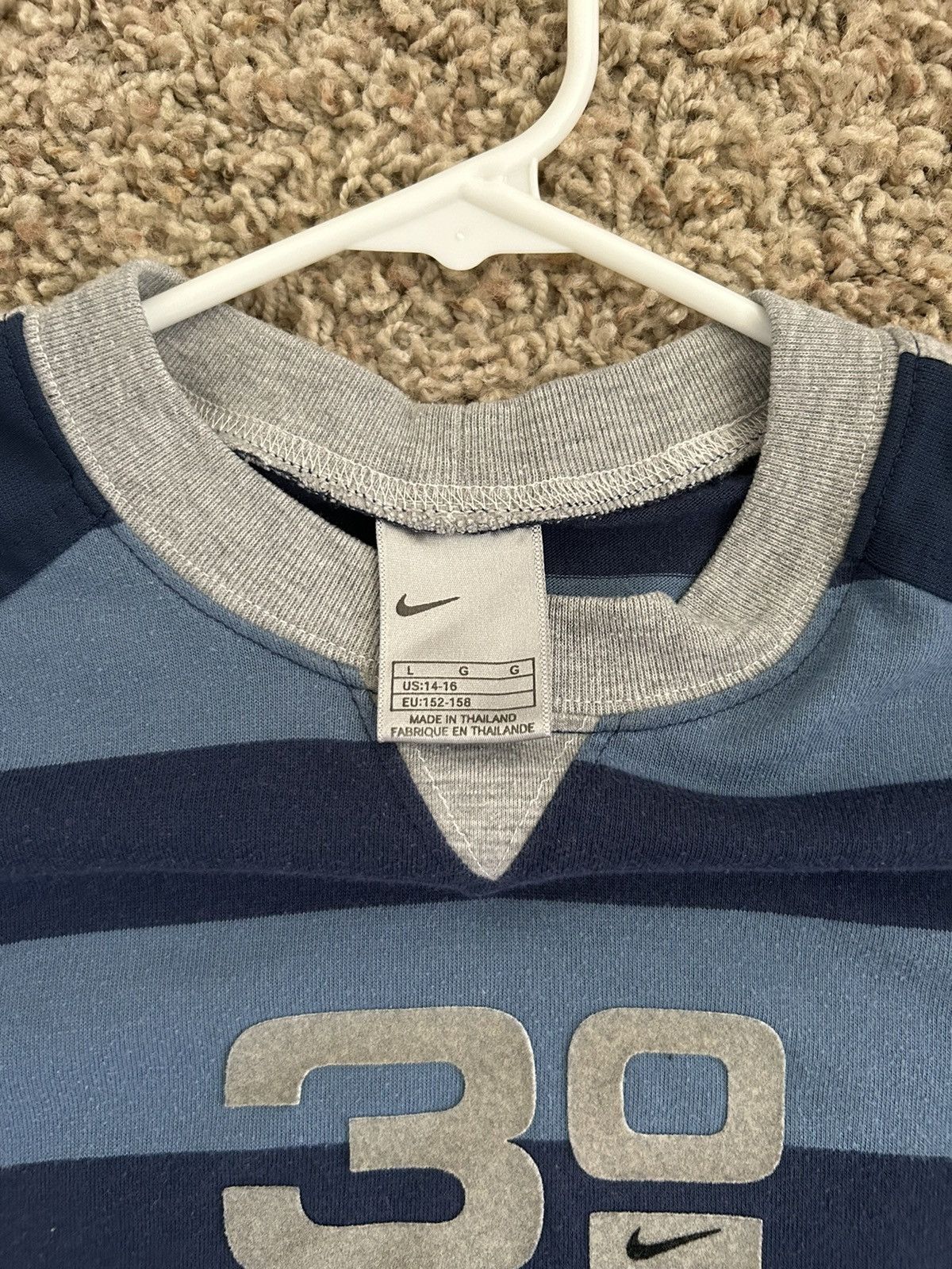 Nike Vintage Nike Long sleeve t shirt from the 2000’s size m Size US M / EU 48-50 / 2 - 2 Thumbnail