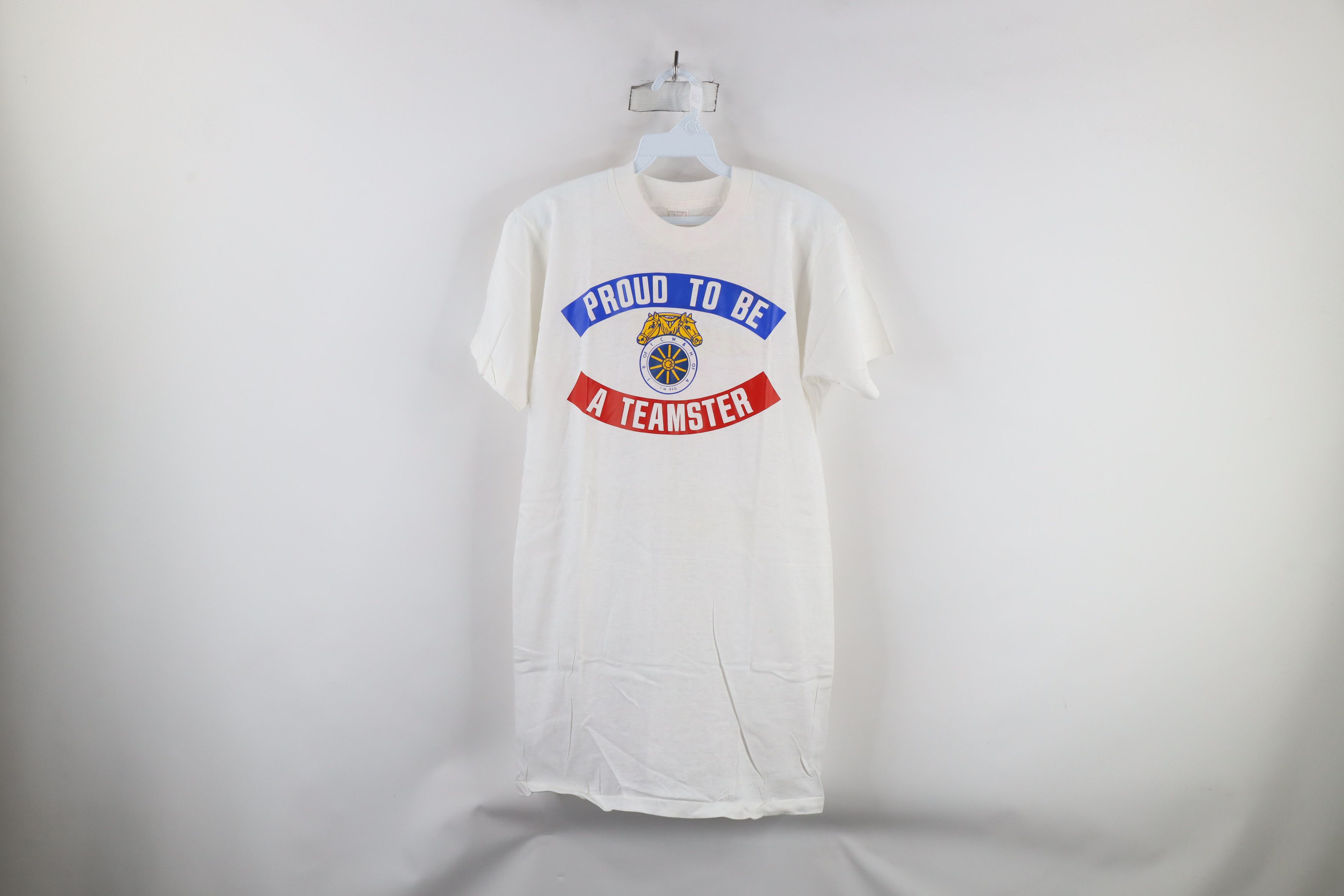 Vintage Deadstock Vintage 80s Union 1980 OPRA T-Shirt White USA Size US L / EU 52-54 / 3 - 1 Thumbnail