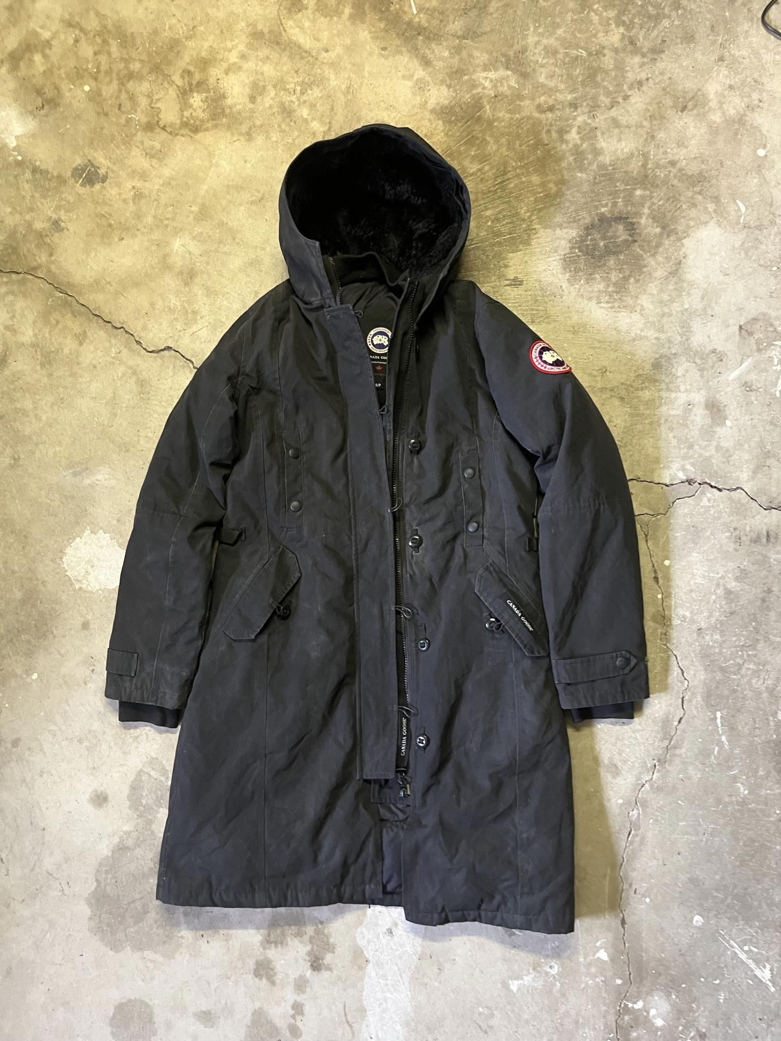 Canada Goose Canada Goose Black Parka - Ultimate Warmth & Comfort Size S / US 4 / IT 40 - 1 Thumbnail