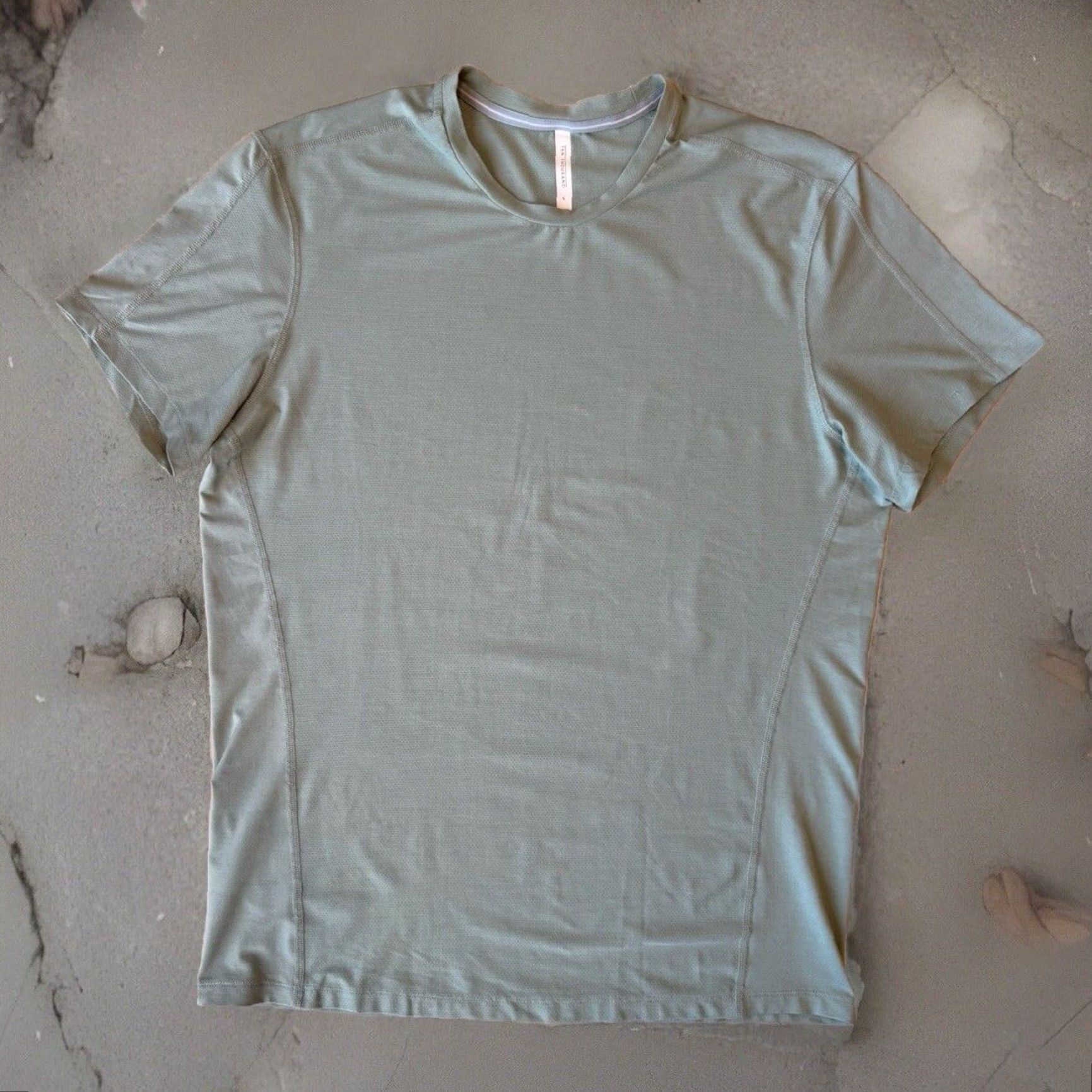 Ten Thousand VINTAGE Ten Thousand Performance Shirt L Green Sportswear Athleisure Workout New York Size US L / EU 52-54 / 3 - 2 Thumbnail