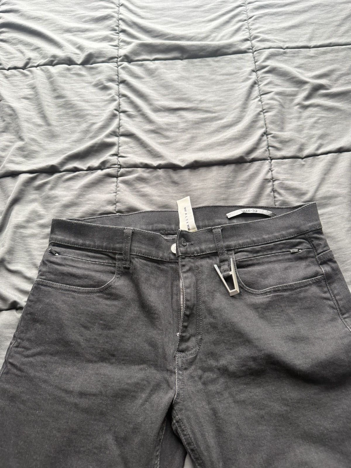 1017 ALYX 9SM 1017 Alyx 9SM 6 Pocket Jeans with Hardware Size US 32 / EU 48 - 2 Thumbnail