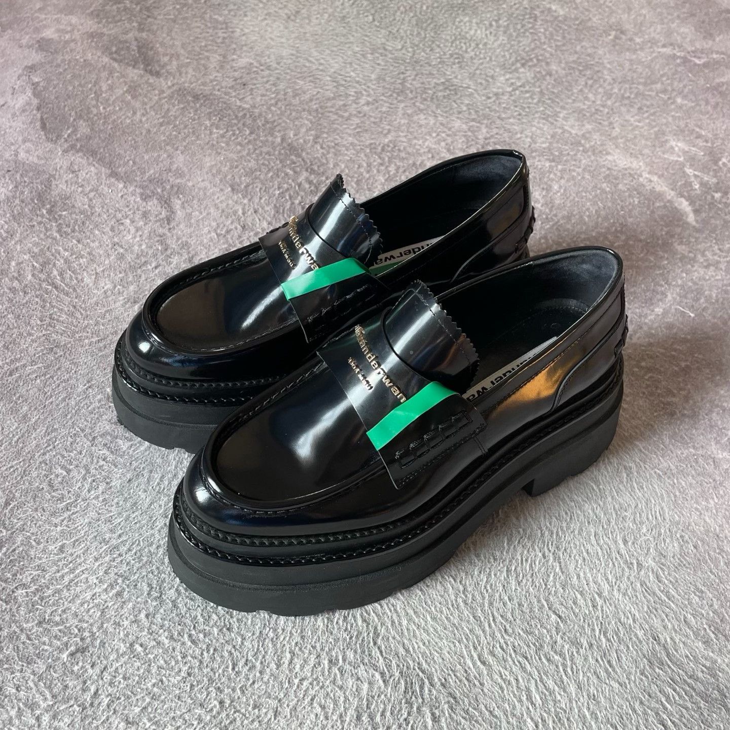 Prada Prada Black Lowtop Sneakers 38 Women Size US 7.5 / IT 37.5 - 1 Thumbnail