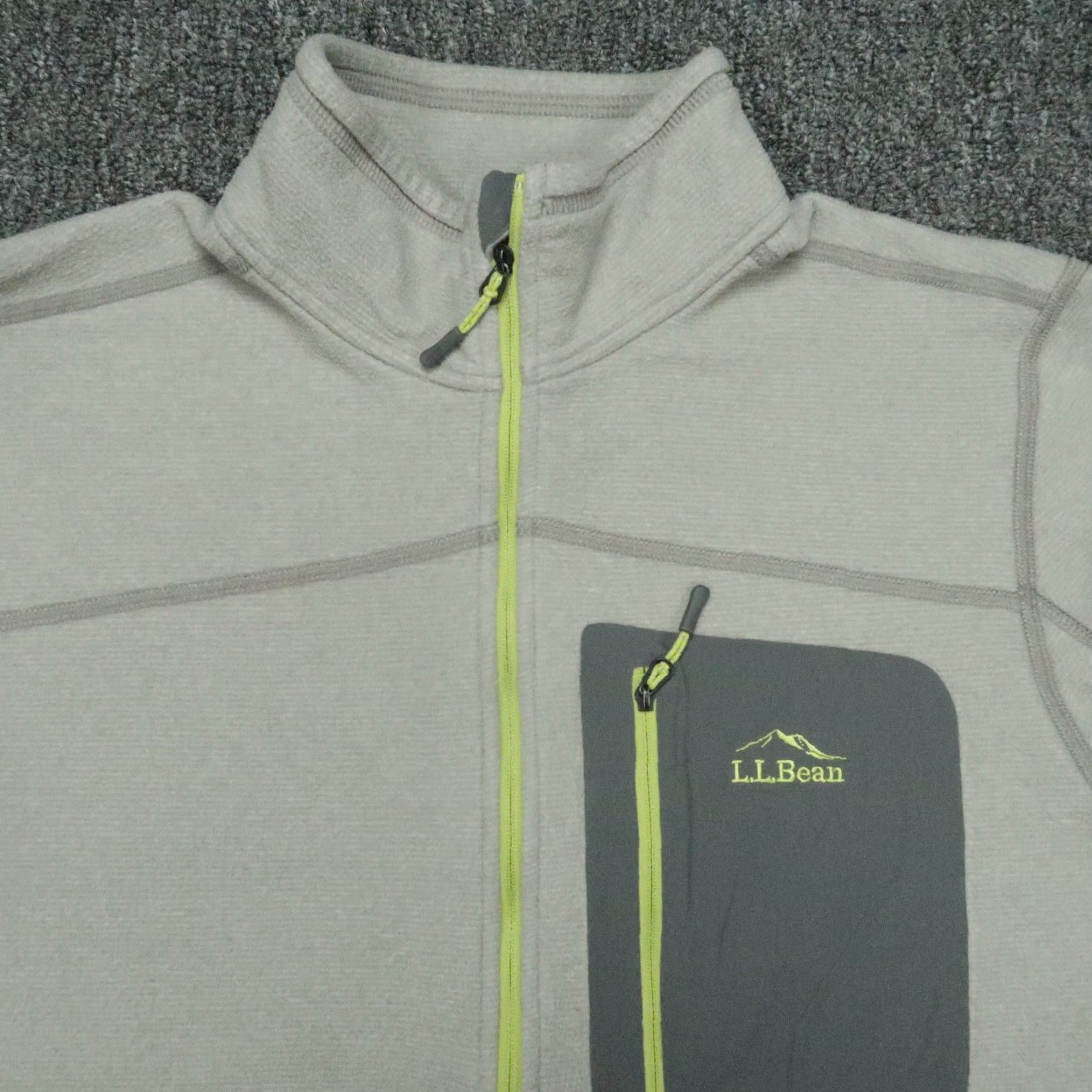 Vintage LL Bean Mens Pullover Medium Gray Half Zip North Ridge Fleece Hiking Slightly Fitted Size US M / EU 48-50 / 2 - 2 Thumbnail