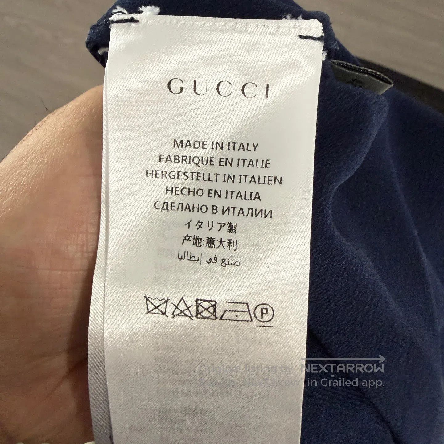 Gucci Guicci Silk shirt with gold buttons| Size M / US 6-8 / IT 42-44 - 5 Thumbnail