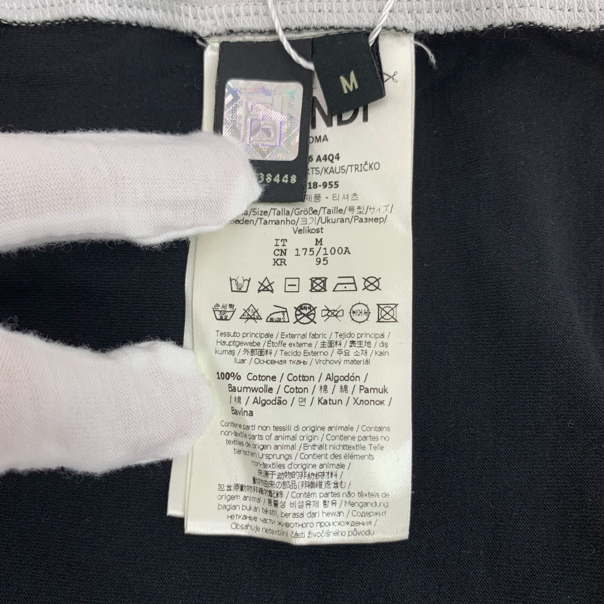 Fendi Fendi Black & White Color-Blocked "Freedom" Print Cotton Rou Size US M / EU 48-50 / 2 - 4 Thumbnail