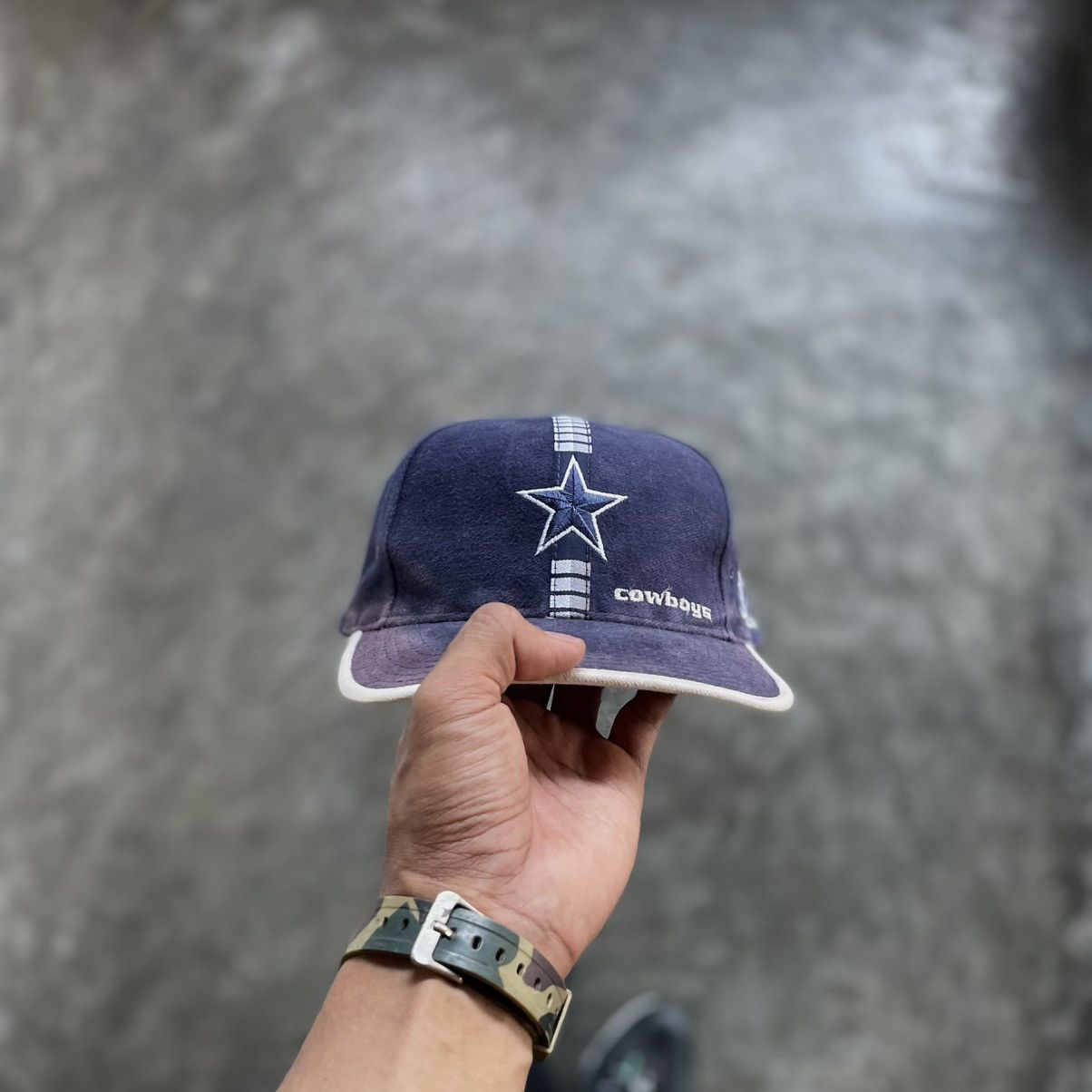 Pro Line Dallas Cowboys Vintage Pro Line Adjustable Buckle Back Hat Size ONE SIZE - 3 Thumbnail