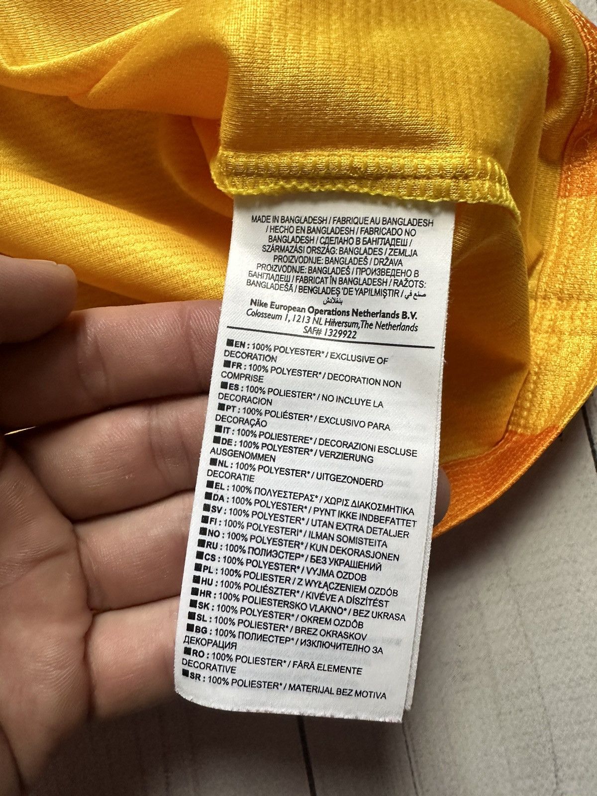 Nike × Vintage Vintage Nike Herta yellow rare soccer jersey size XXL Size US XXL / EU 58 / 5 - 7 Thumbnail