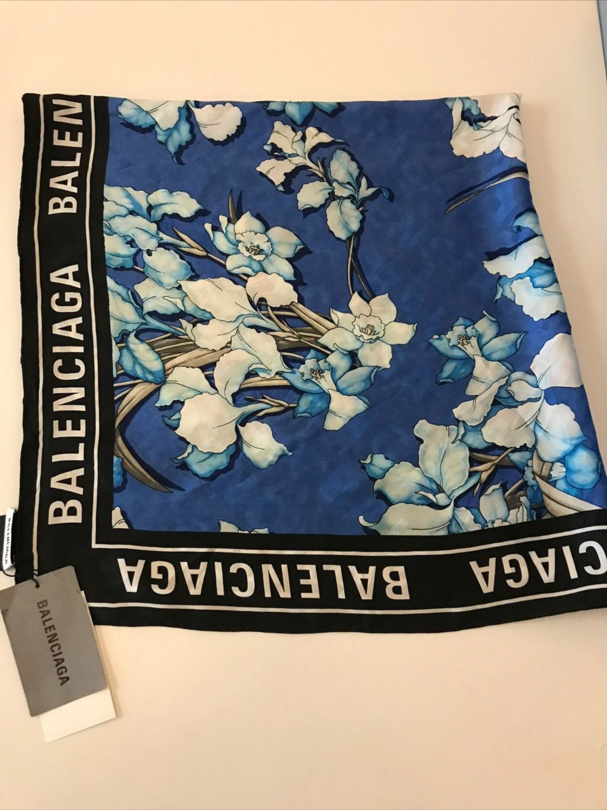 Balenciaga Balenciaga silk scarf Size ONE SIZE - 3 Thumbnail