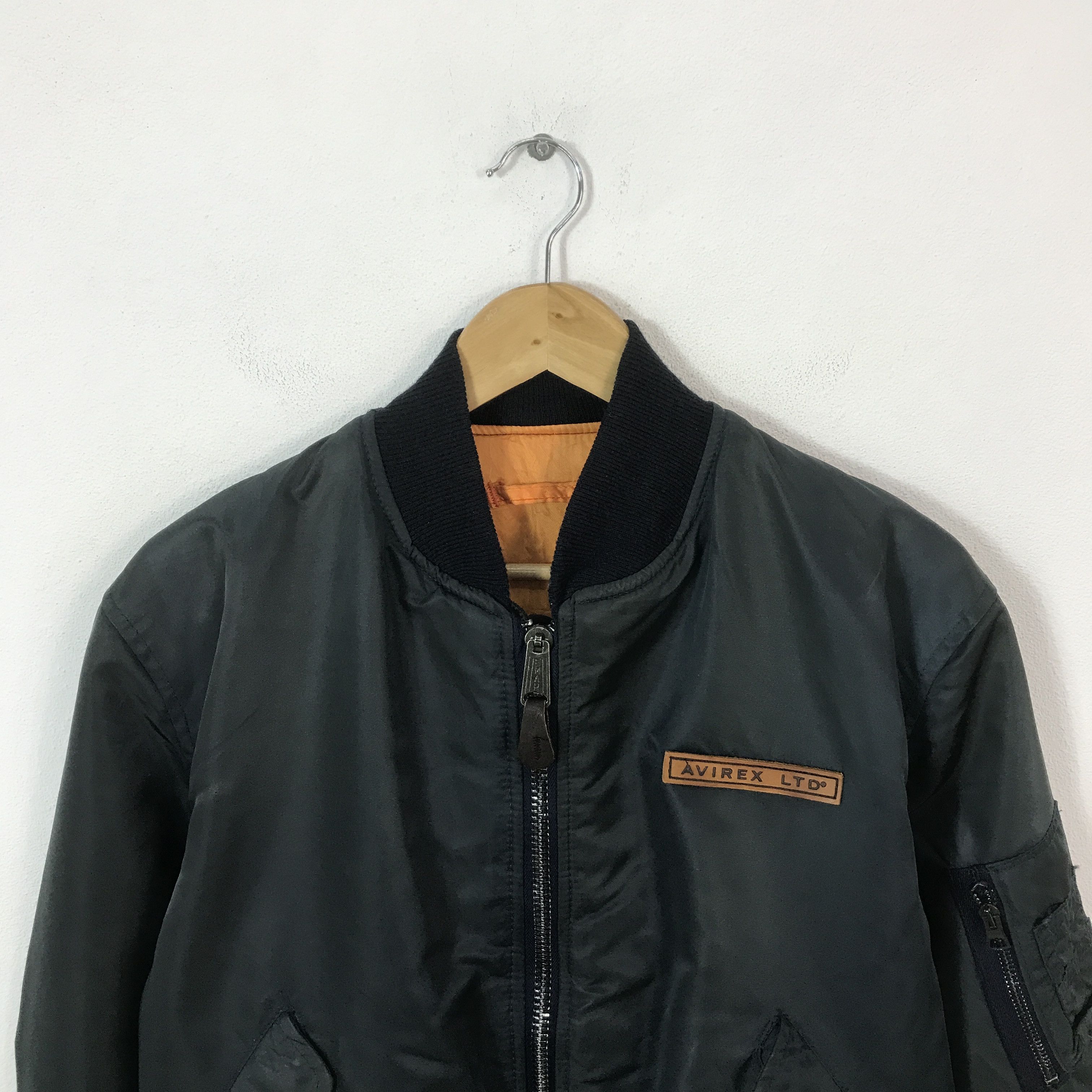 Avirex Vintage Avirex Ma-1 flyer's bombers Jacket K64B10 Size US M / EU 48-50 / 2 - 2 Thumbnail