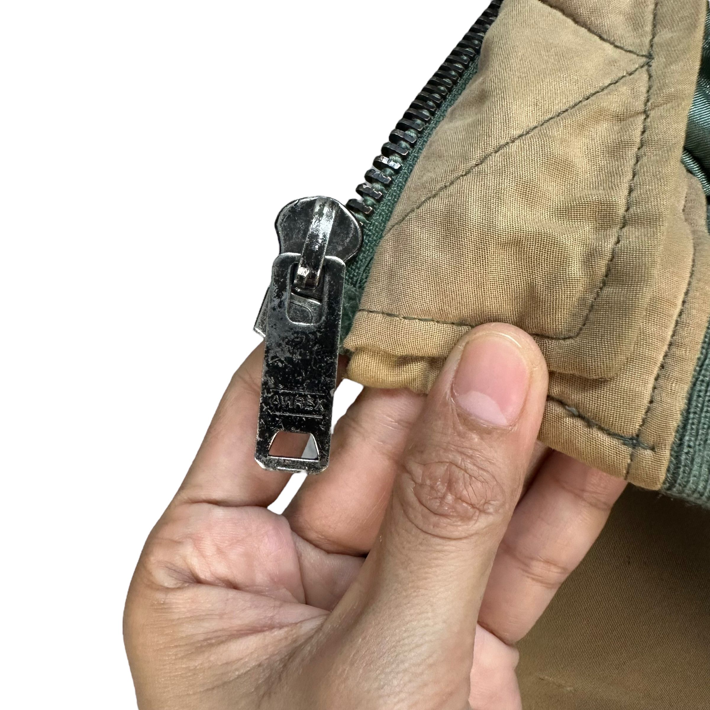 Avirex TRASHED🔥 87's AVIREX TYPE B15 FLIGHT JACKET #7706-166 Size US L / EU 52-54 / 3 - 14 Thumbnail