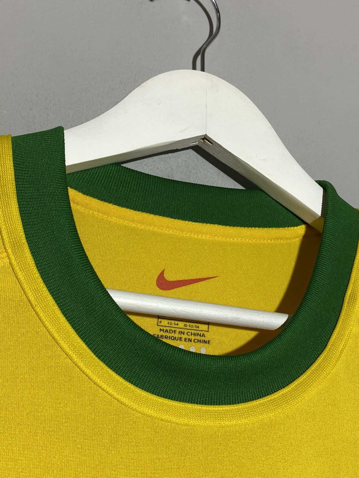 Nike Nike Brazil National Team Vintage Soccer Jersey Size US L / EU 52-54 / 3 - 5 Thumbnail