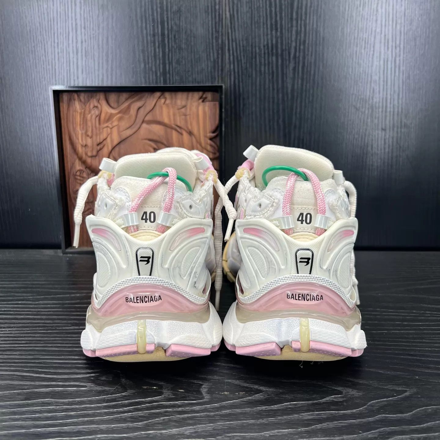 Balenciaga Balenciaga Runner Pink White 40 Size US 7 / EU 40 - 7 Thumbnail
