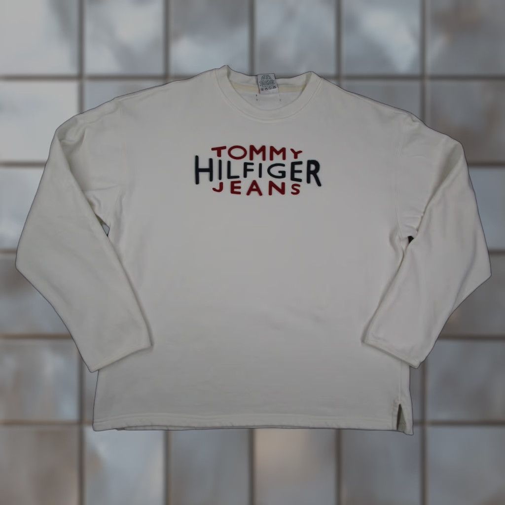Tommy Hilfiger VINTAGE Tommy Hilfiger Jeans Sweatshirt Mens 2XL White Embossed Logo 90s USA Crew Neck Pullover Graphic Print Size US XXL / EU 58 / 5 - 1 Thumbnail