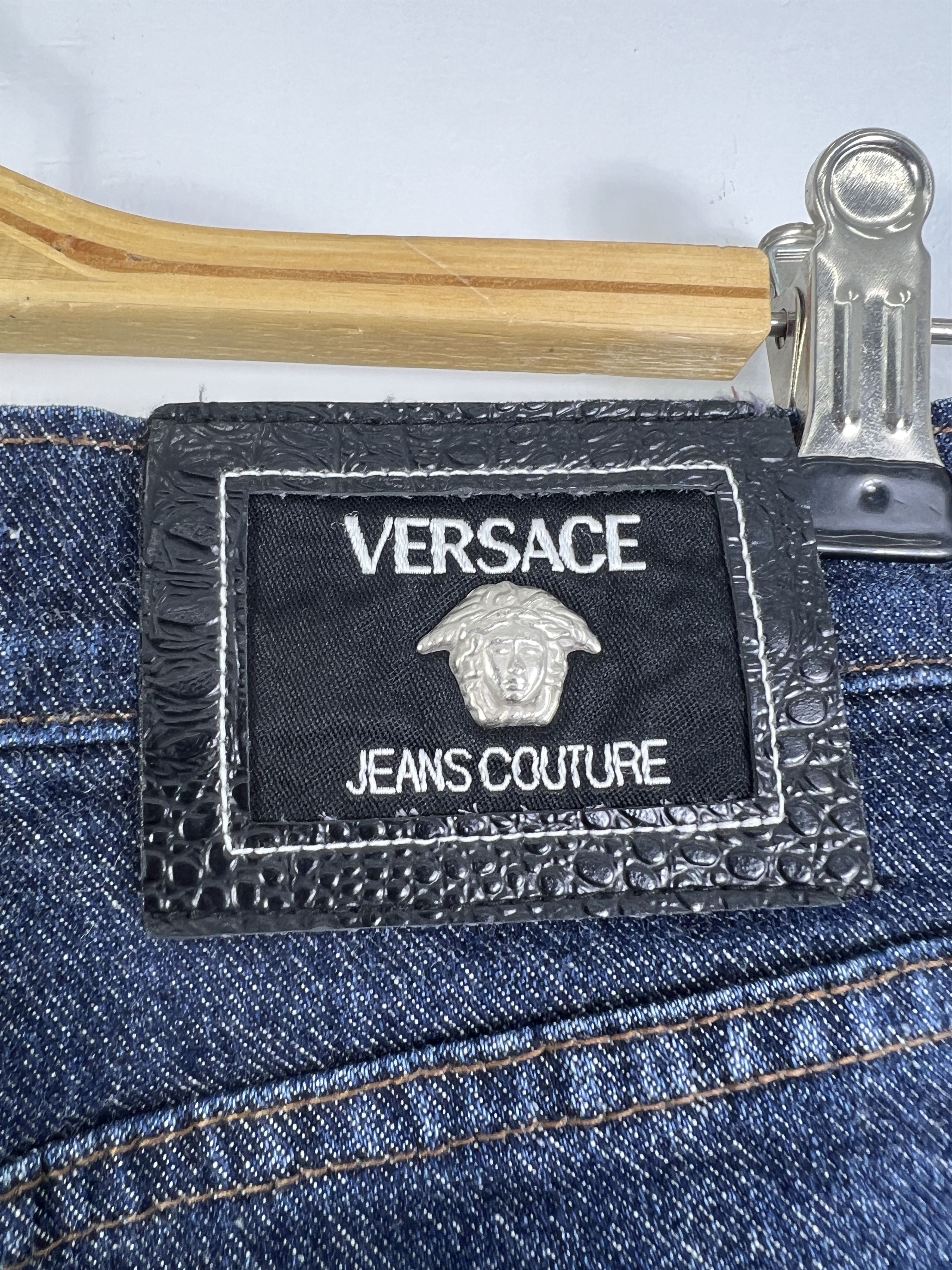 Versace VERSACE Jeans Couture Capri Denim GTMPT979 Size 29" - 2 Thumbnail