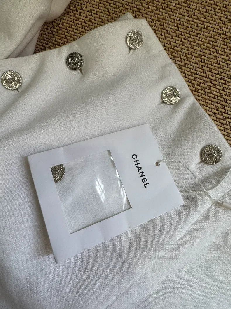 Chanel Chanel Series button white wide-leg trousers Size 26" / US 2 / IT 38 - 4 Thumbnail