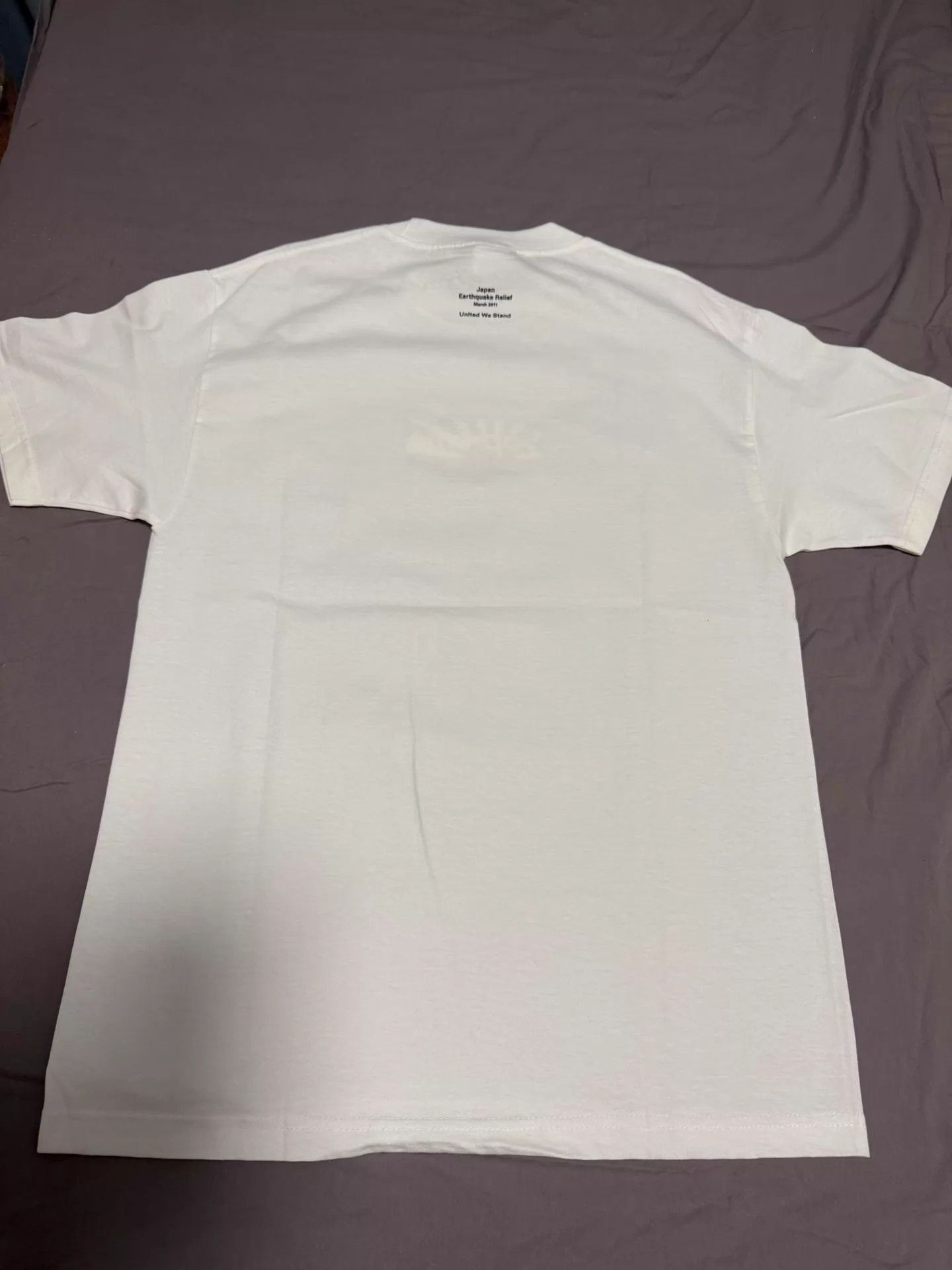 Supreme Supreme Box Logo Tee Japan Relief L New with Tags Size US L / EU 52-54 / 3 - 5 Thumbnail