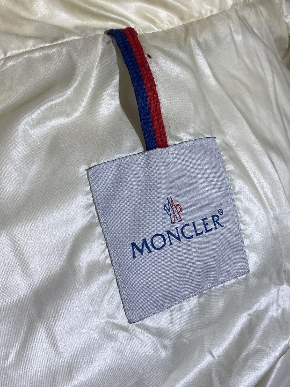 Moncler Moncler Badia Down Puffer Jacket Big Pocket Patch Logo Size L / US 10 / IT 46 - 24 Thumbnail