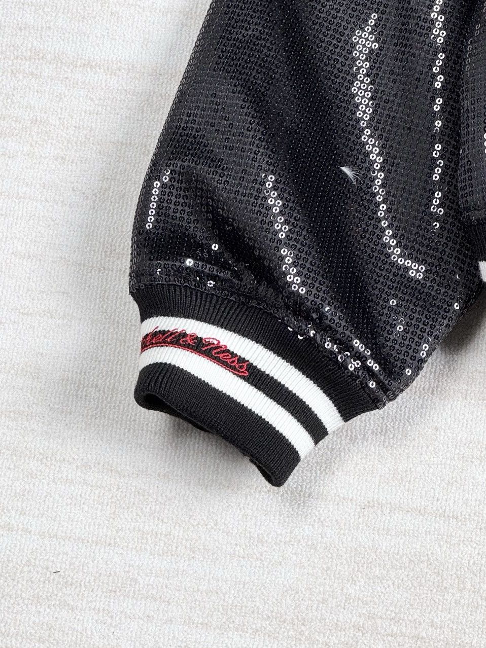 Supreme Supreme x Mitchell & Ness Sequin Varsity Size US M / EU 48-50 / 2 - 3 Thumbnail