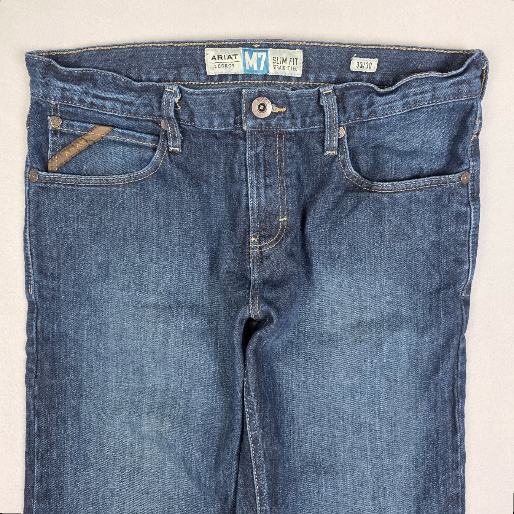 Ariat Ariat M7 Slim Straight Jeans Mens 33x30 Blue Fade Denim Cowboy Western Zip Slimming M7 Slim Straight Jeans Mens 33x30 Blue Fade Denim Cowboy Western Size US 33 - 4 Thumbnail