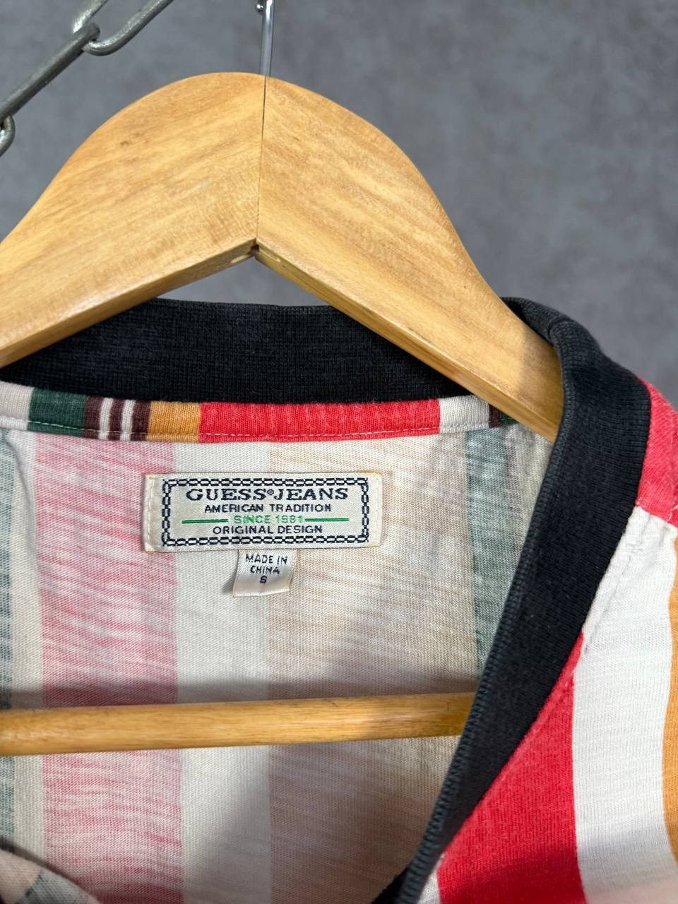 Guess Guess designer center logo tee Size US S / EU 44-46 / 1 - 4 Thumbnail