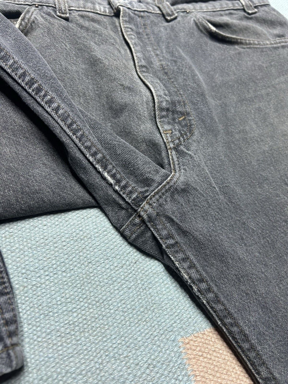Vintage Vtg 90s Levis 505 jeans faded black distress straight 36x29 Size US 36 / EU 52 - 12 Thumbnail