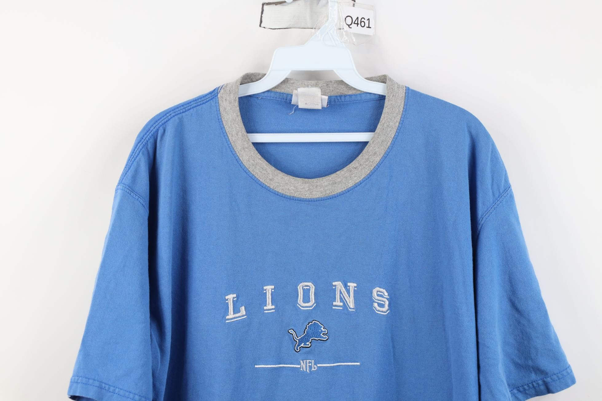 Vintage Vintage Y2K 2005 NFL Detroit Lions Football T-Shirt Blue Size US XL / EU 56 / 4 - 2 Thumbnail