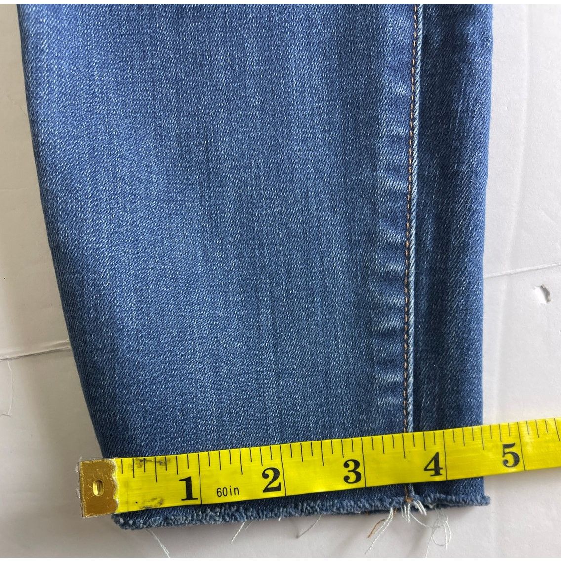 Madewell Madewell 10" High-Rise Skinny Chewed-Hem Jeans - Size 28 Size 28" / US 6 / IT 42 - 8 Thumbnail