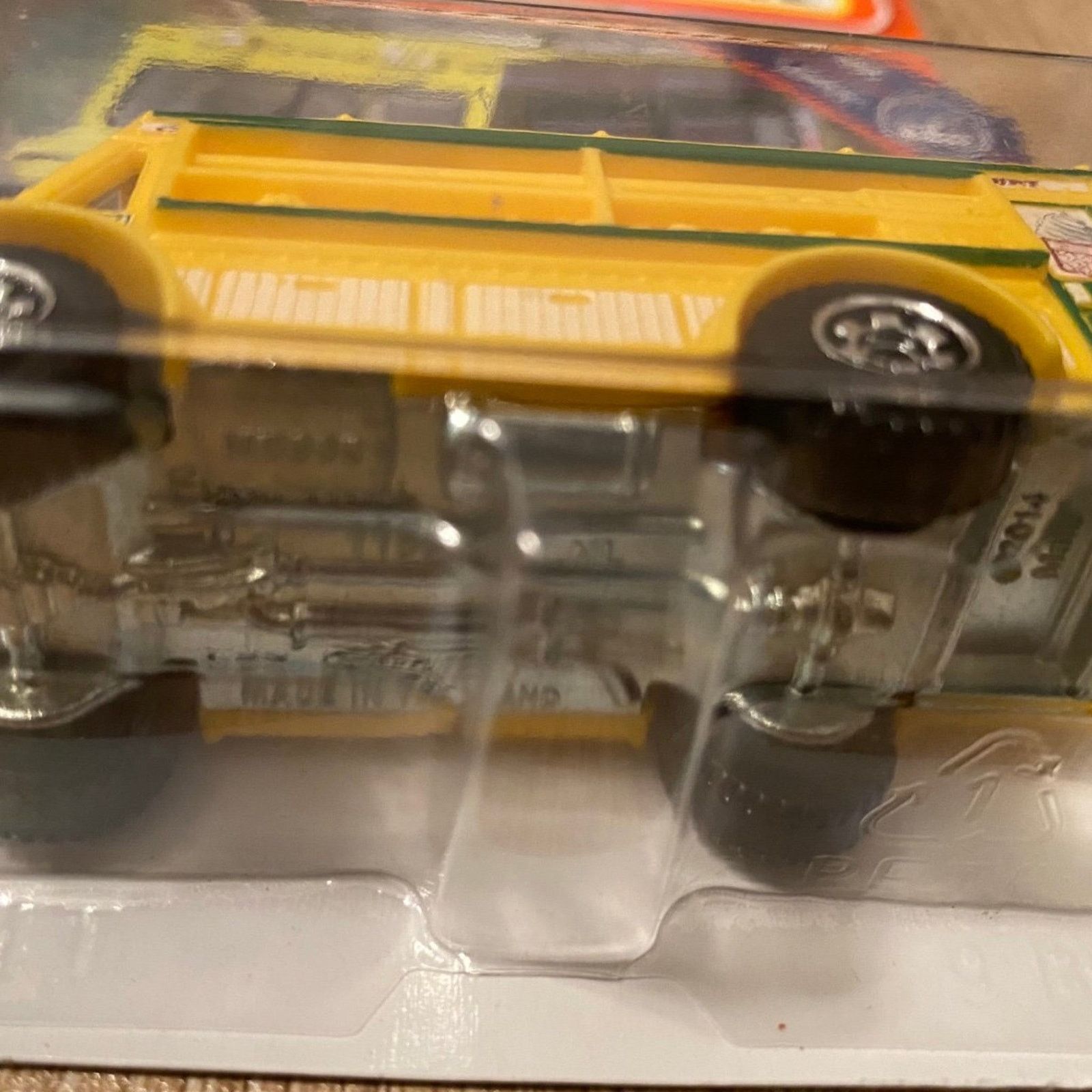 MBX Chow Mobile 25/125 Matchbox 2018 MBX Service FOOD TRUCK Size ONE SIZE - 5 Thumbnail