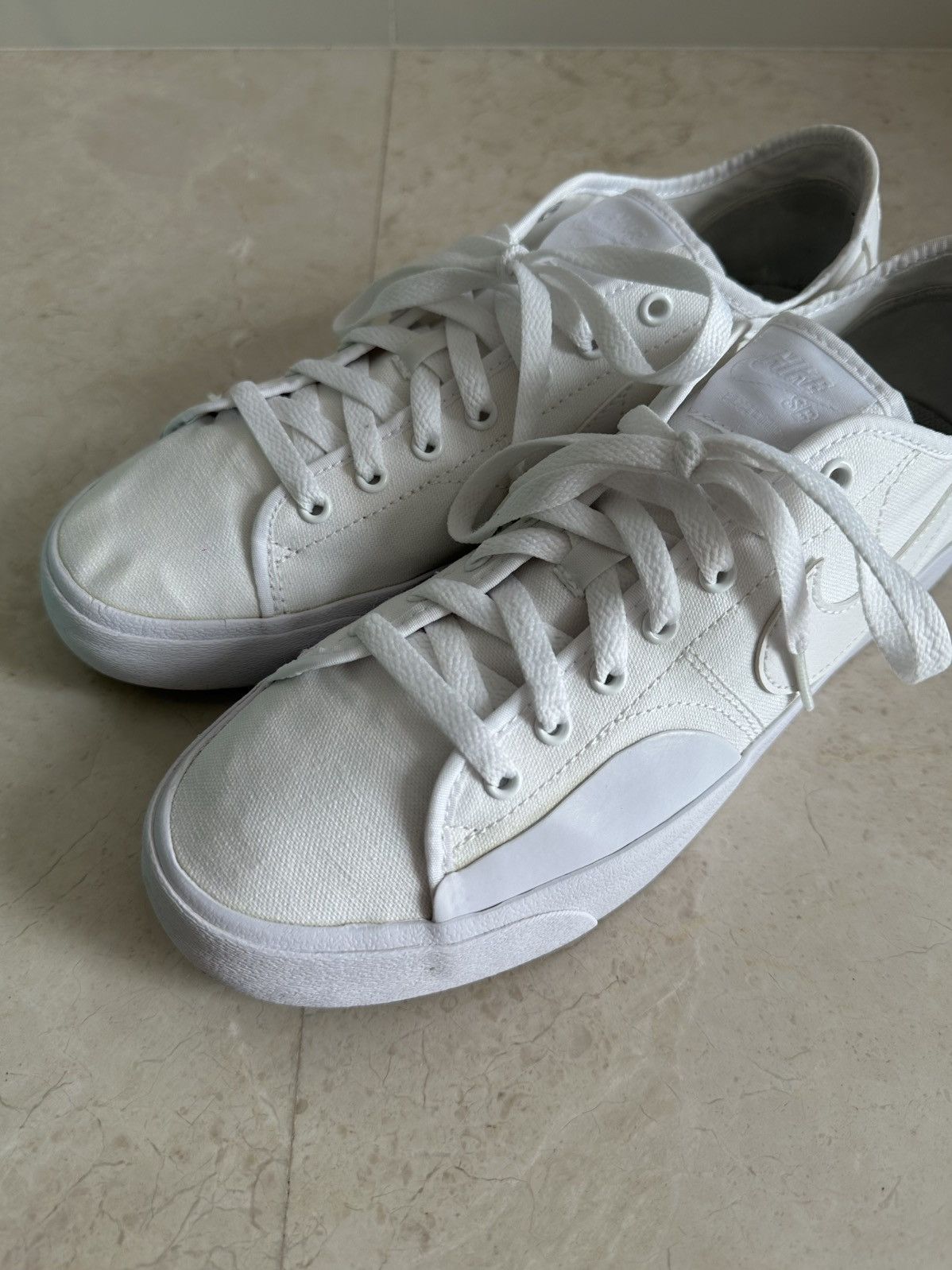 Nike SB Blazer Court Size US 9 / EU 42 - 3 Thumbnail